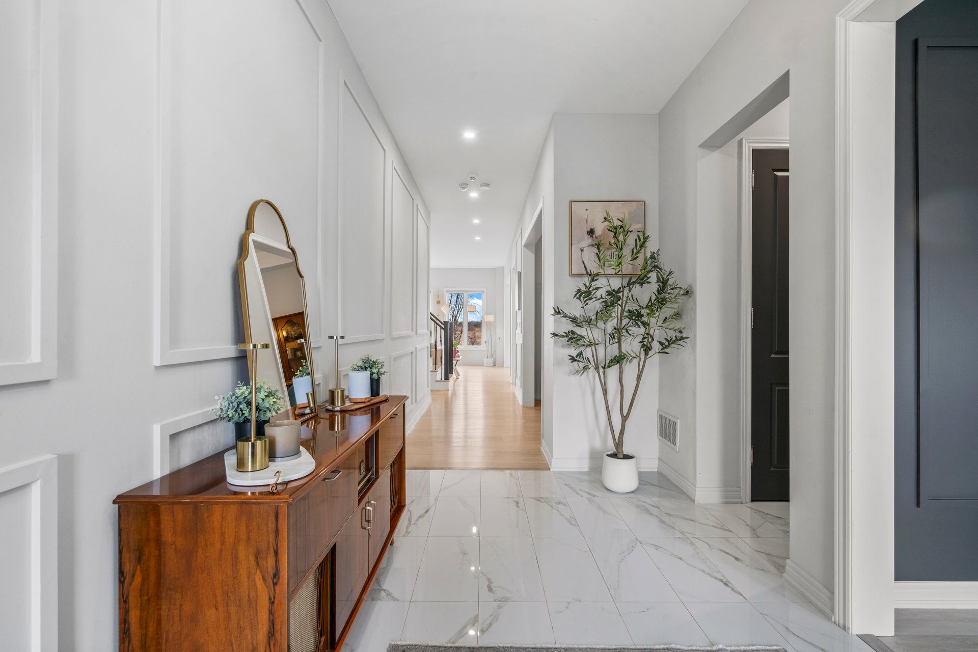 79 Turner Drive E