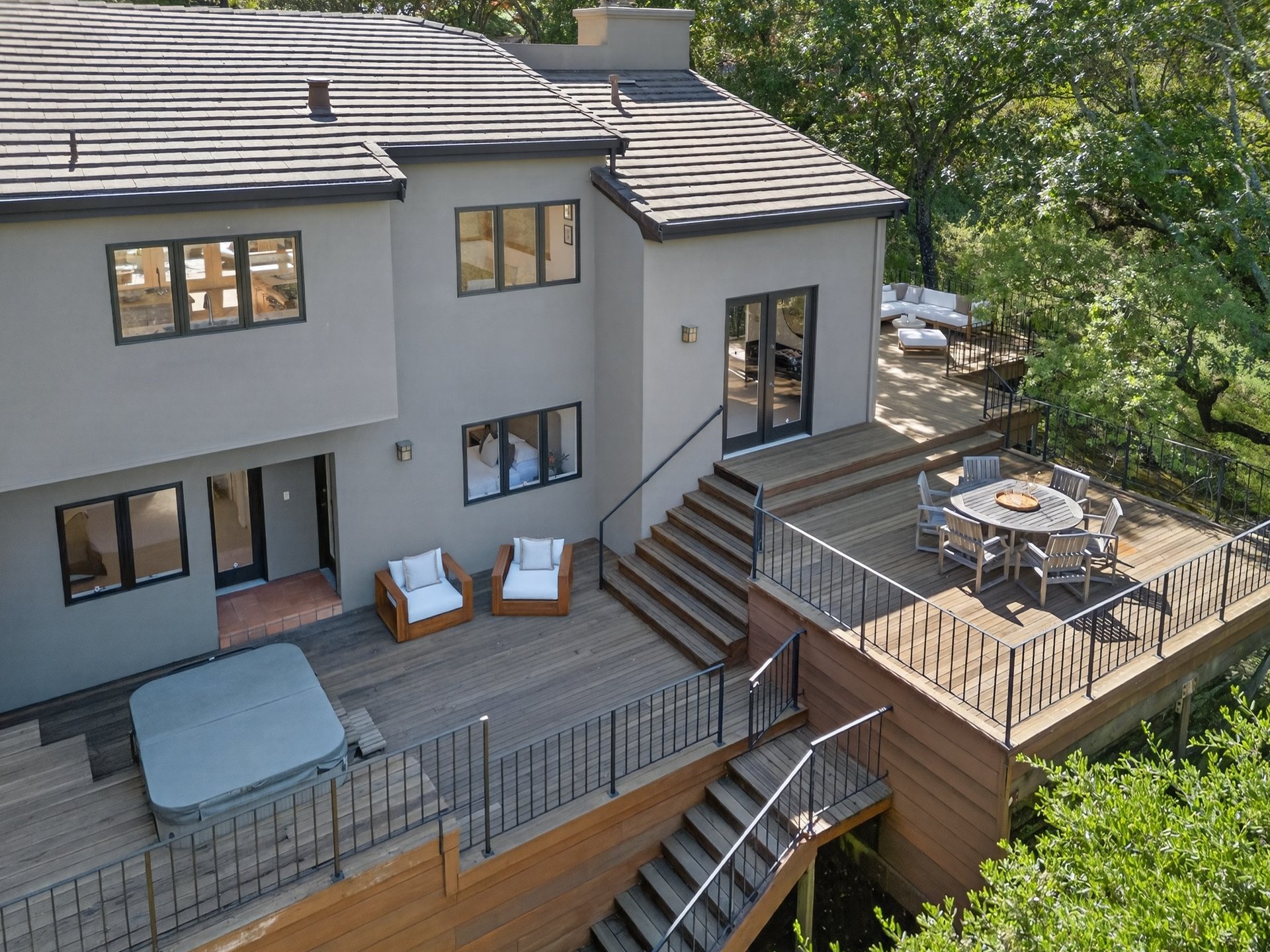 25 Wood Acres Ct
