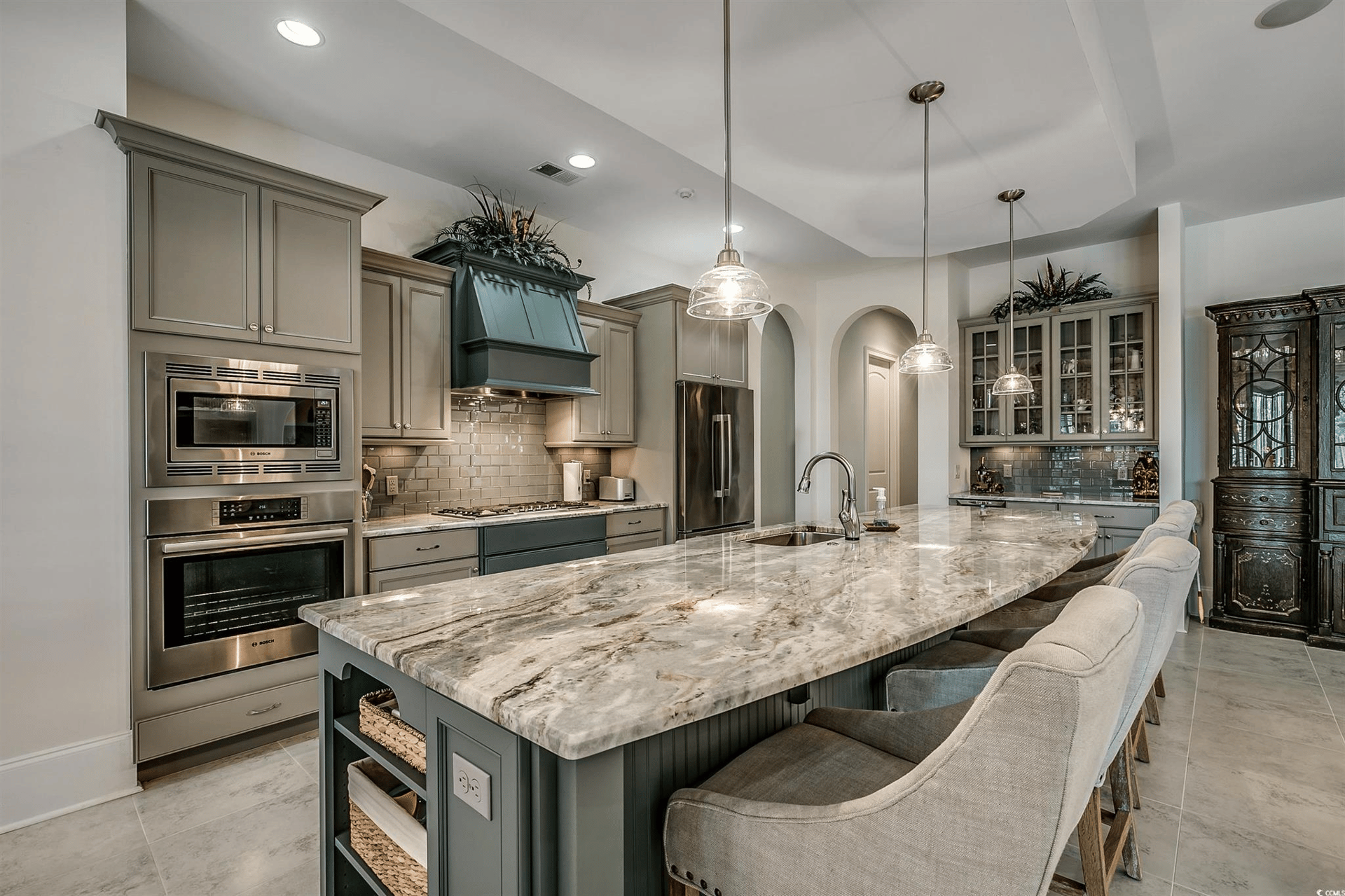 9540 Bellasera Cir