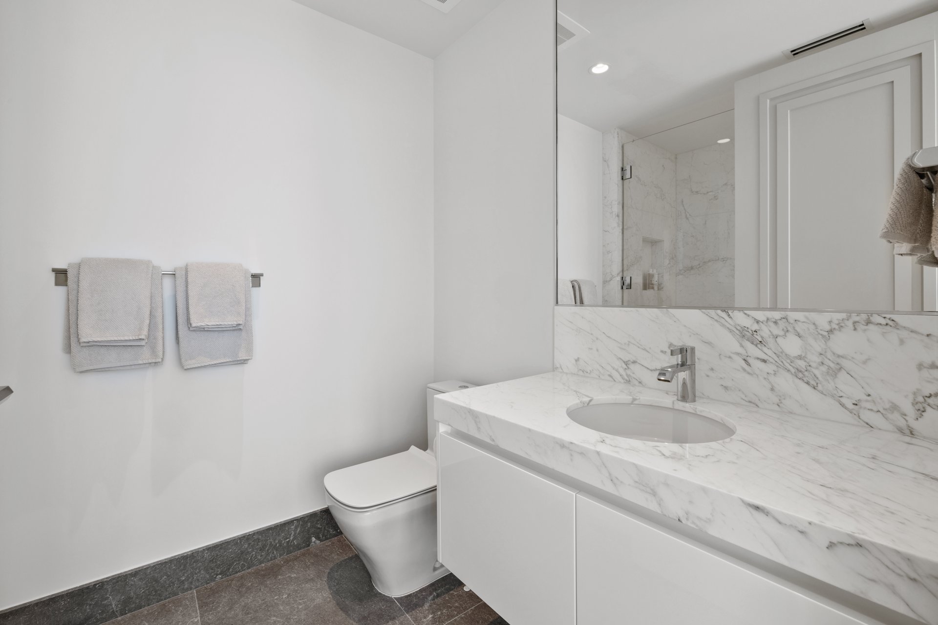 17901 Collins Ave # 3003