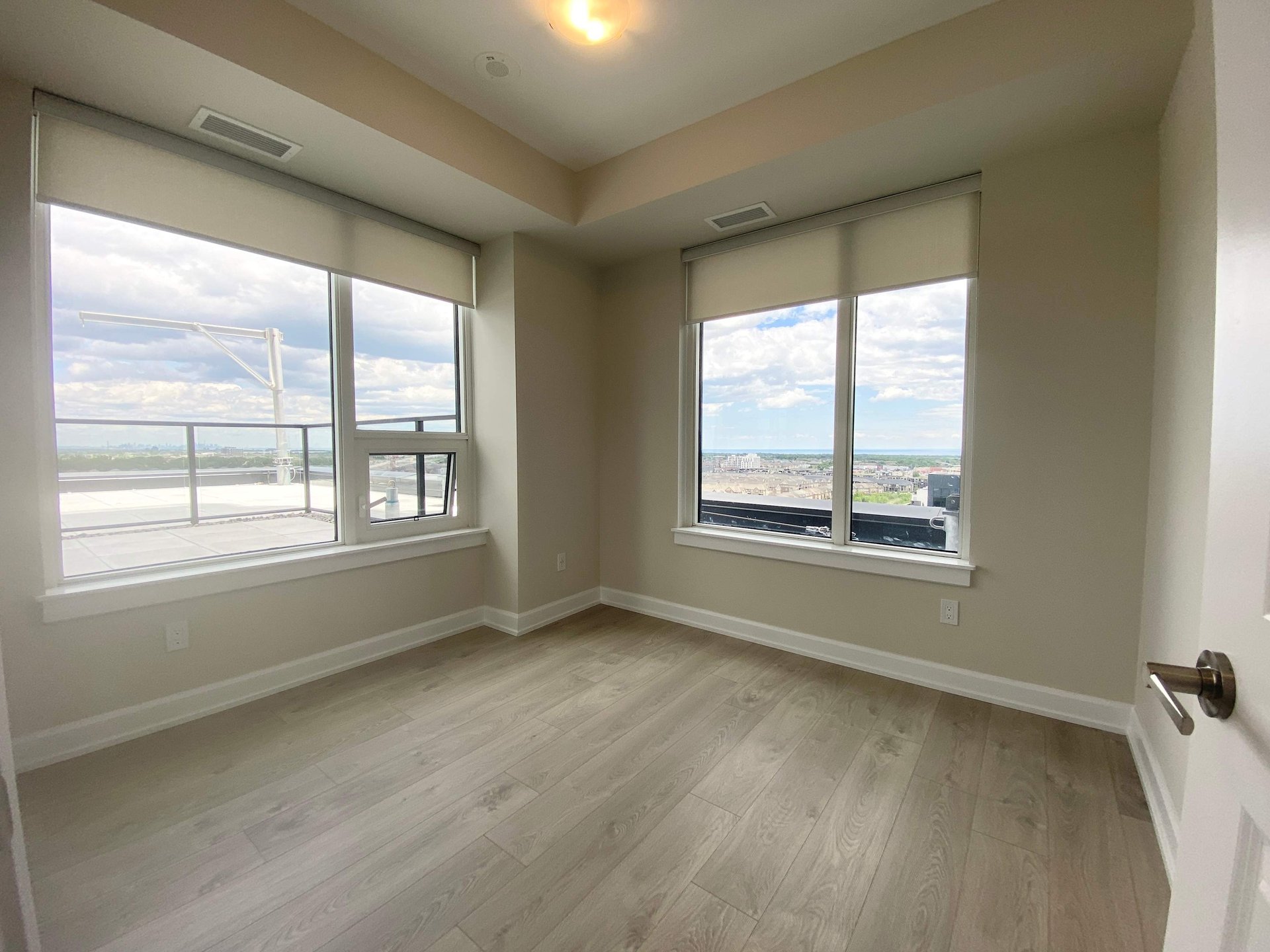 3220 William Coltson Ave, Unit 1308