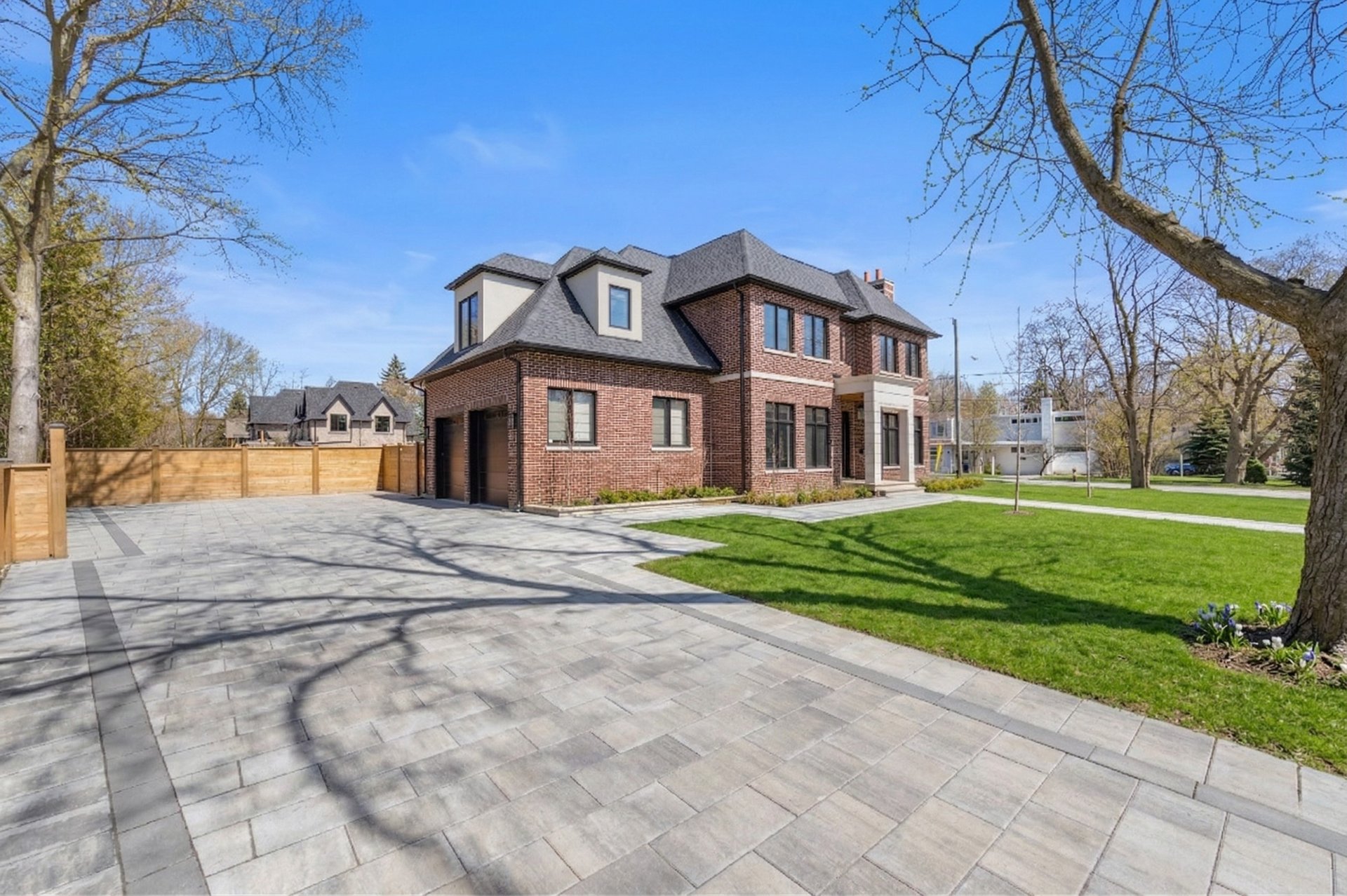 4 Pine Ridge Dr