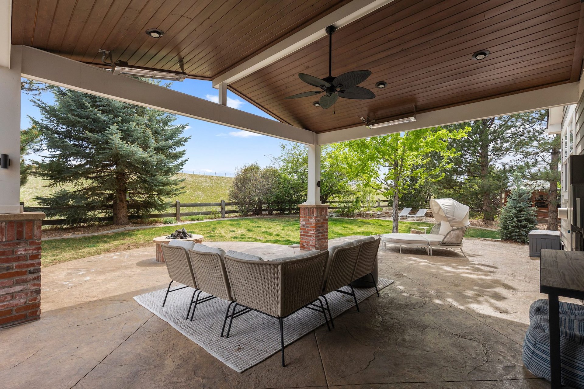 10660 Weathersfield Court