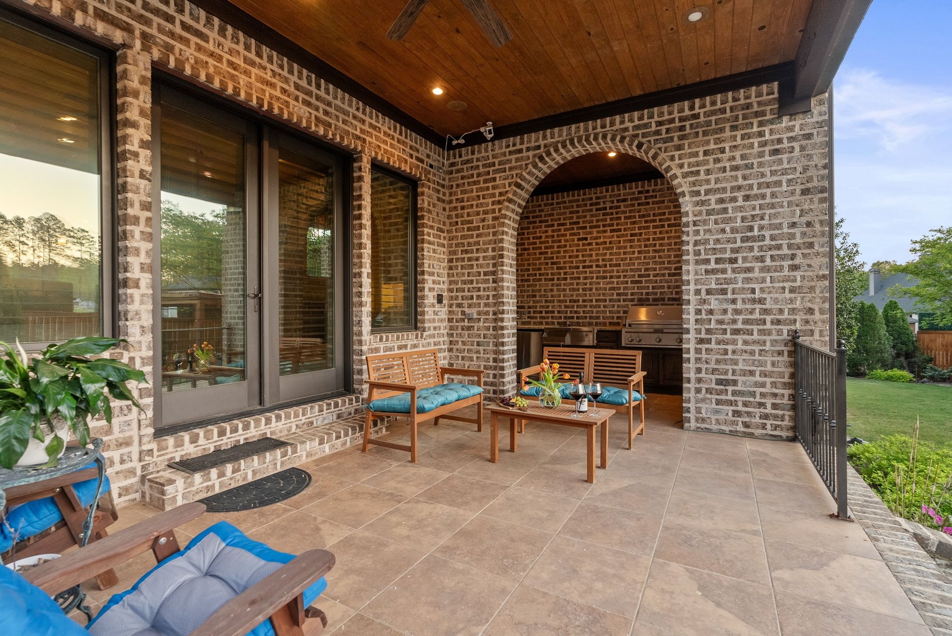 106 Orle Dr