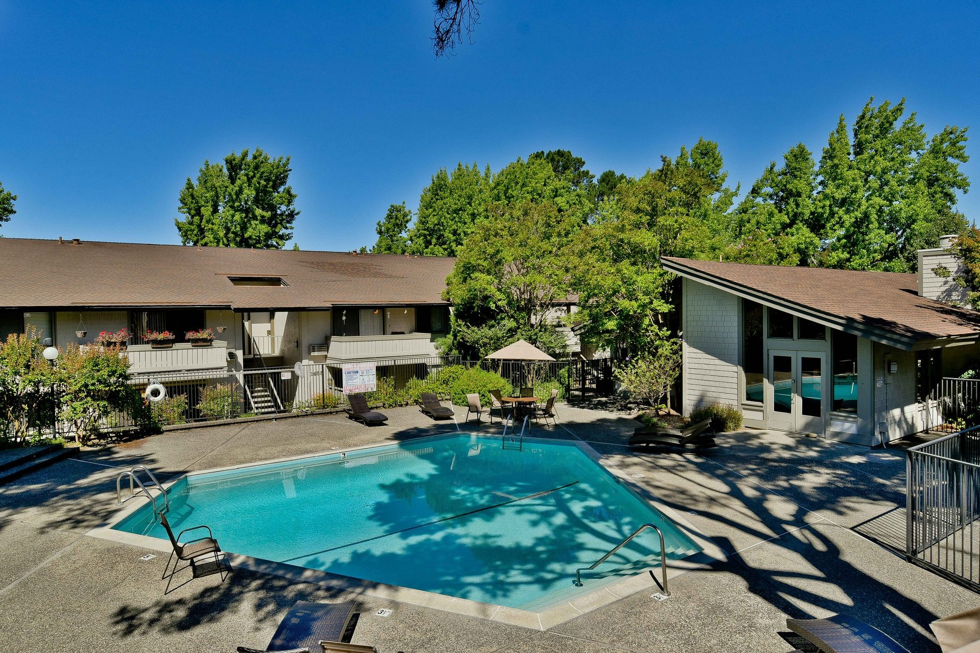 1489 Marchbanks Dr. #3, Walnut Creek