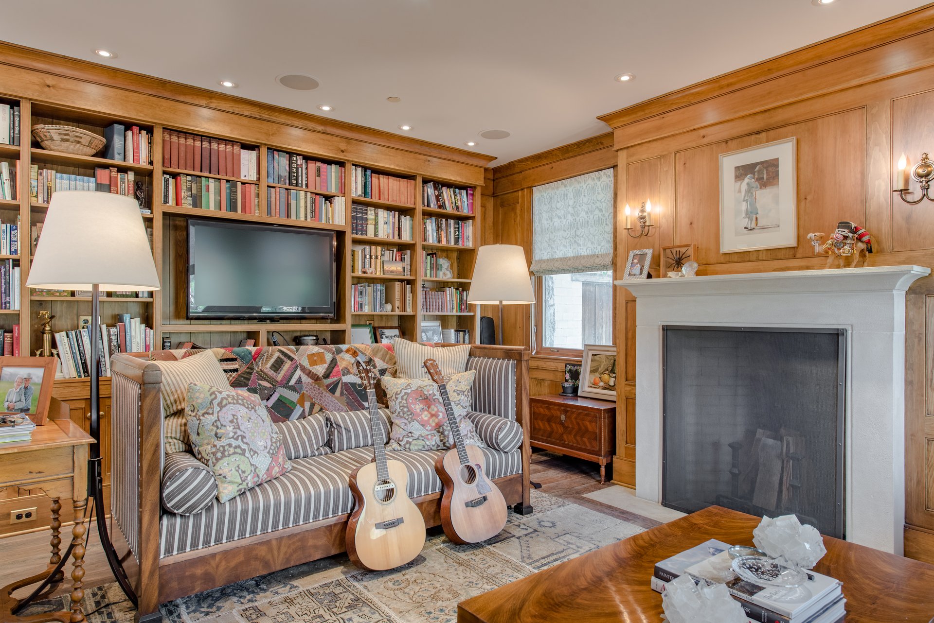 705 Kaufman Rd