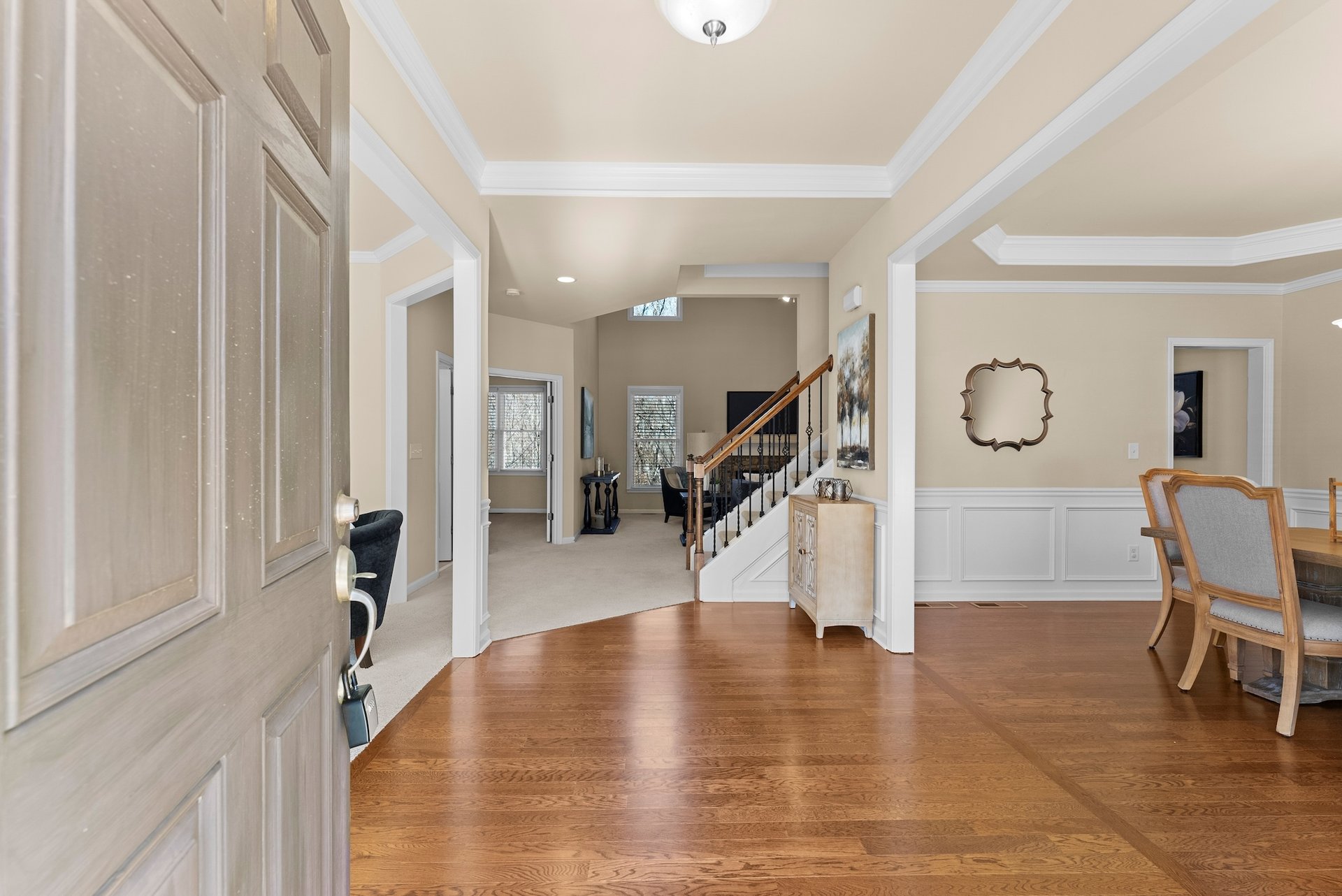 7534 Mossy Log Ct, Flowery Branch, GA 30542