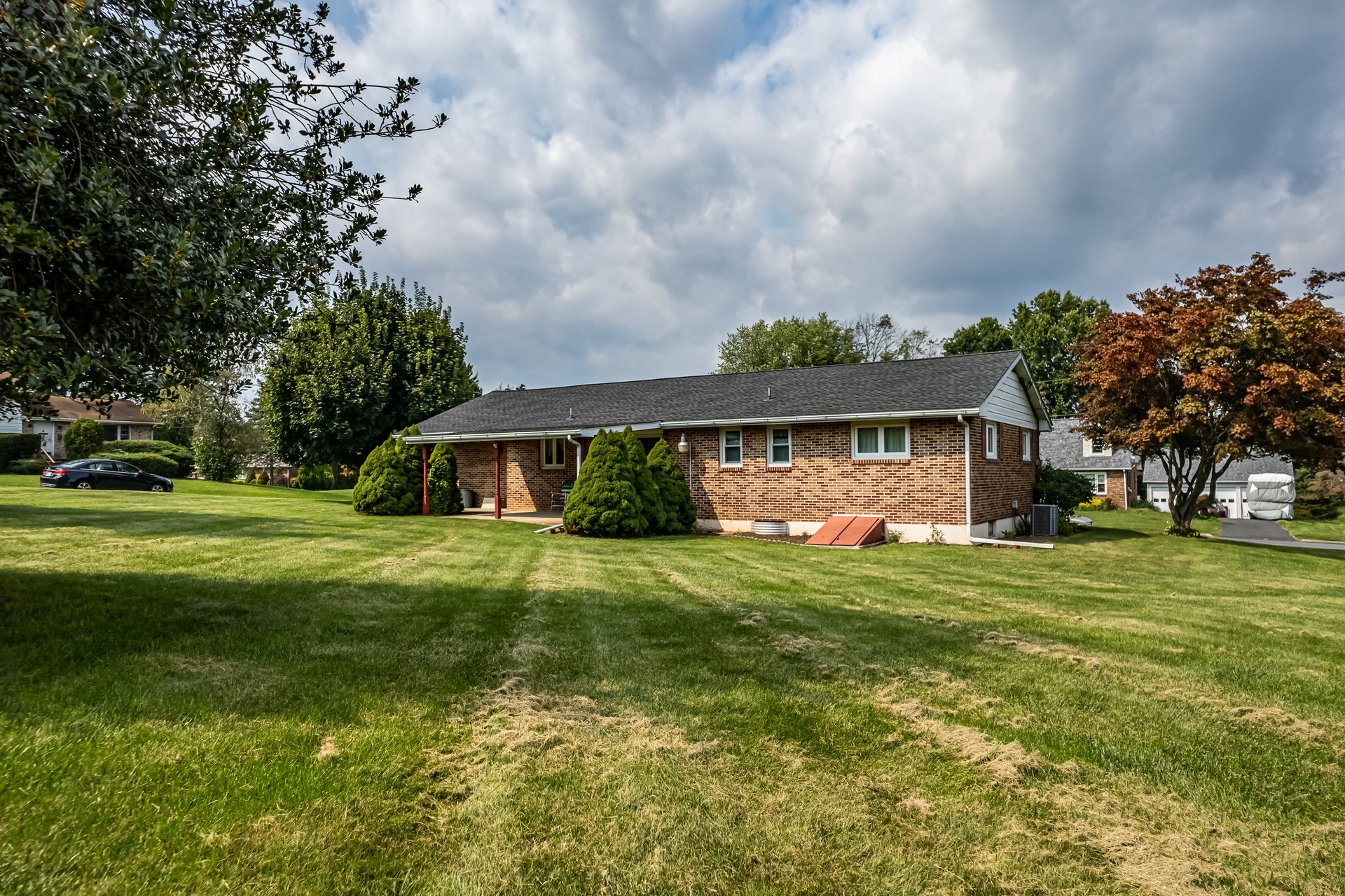 928 Dogwood Lane