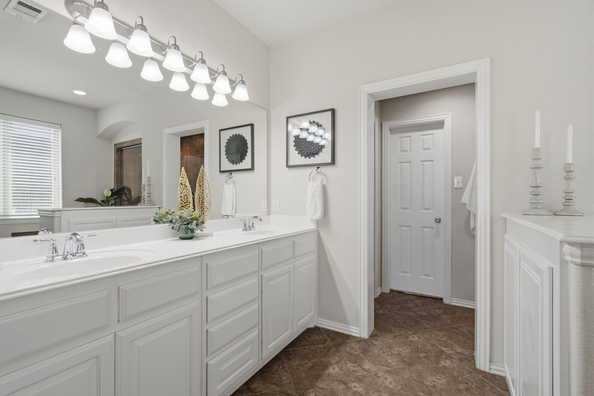 2687 Costa Mesa Drive