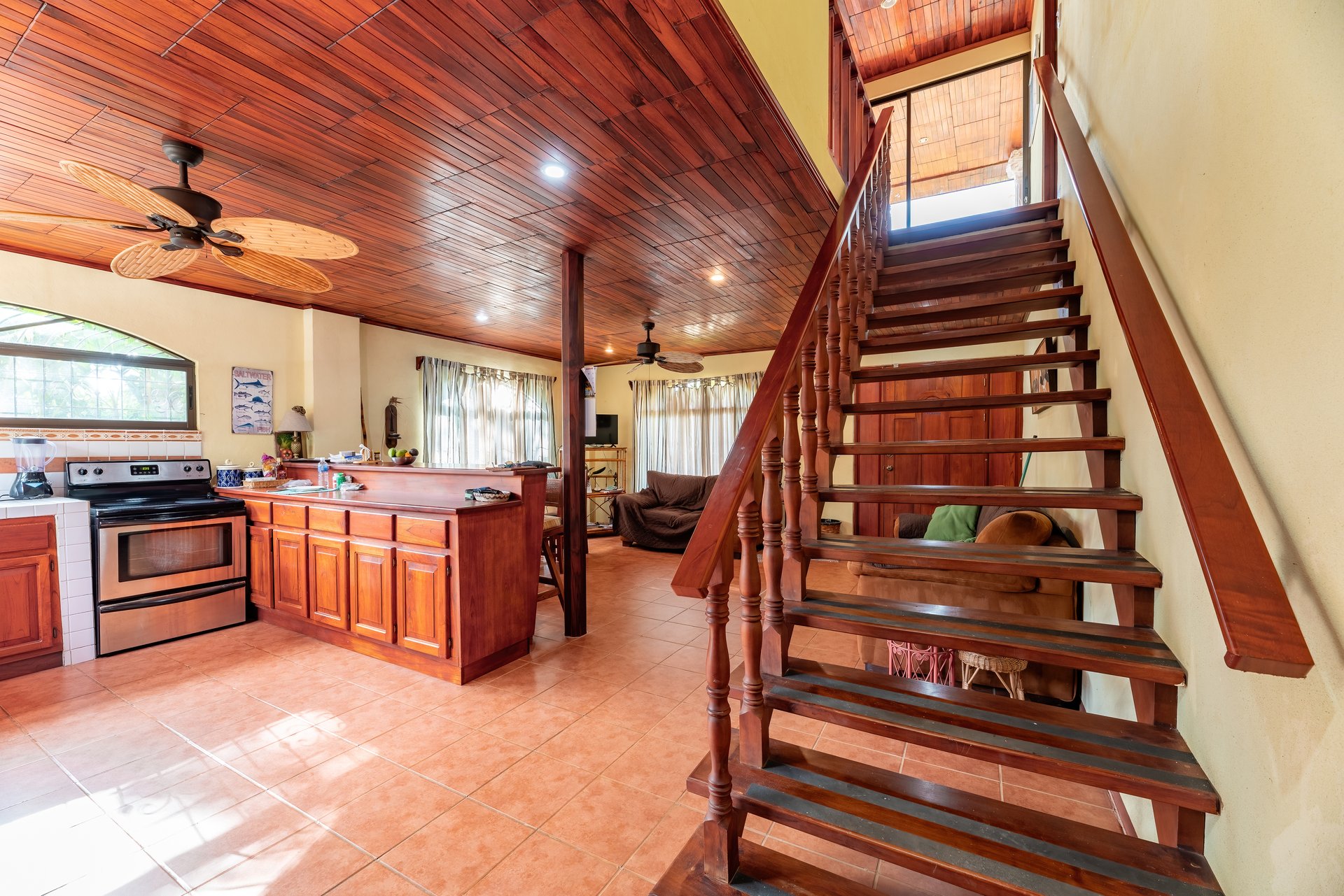 Fully Furnished 3-Bedroom Home in Tinamastes | FIRE SALE!!!