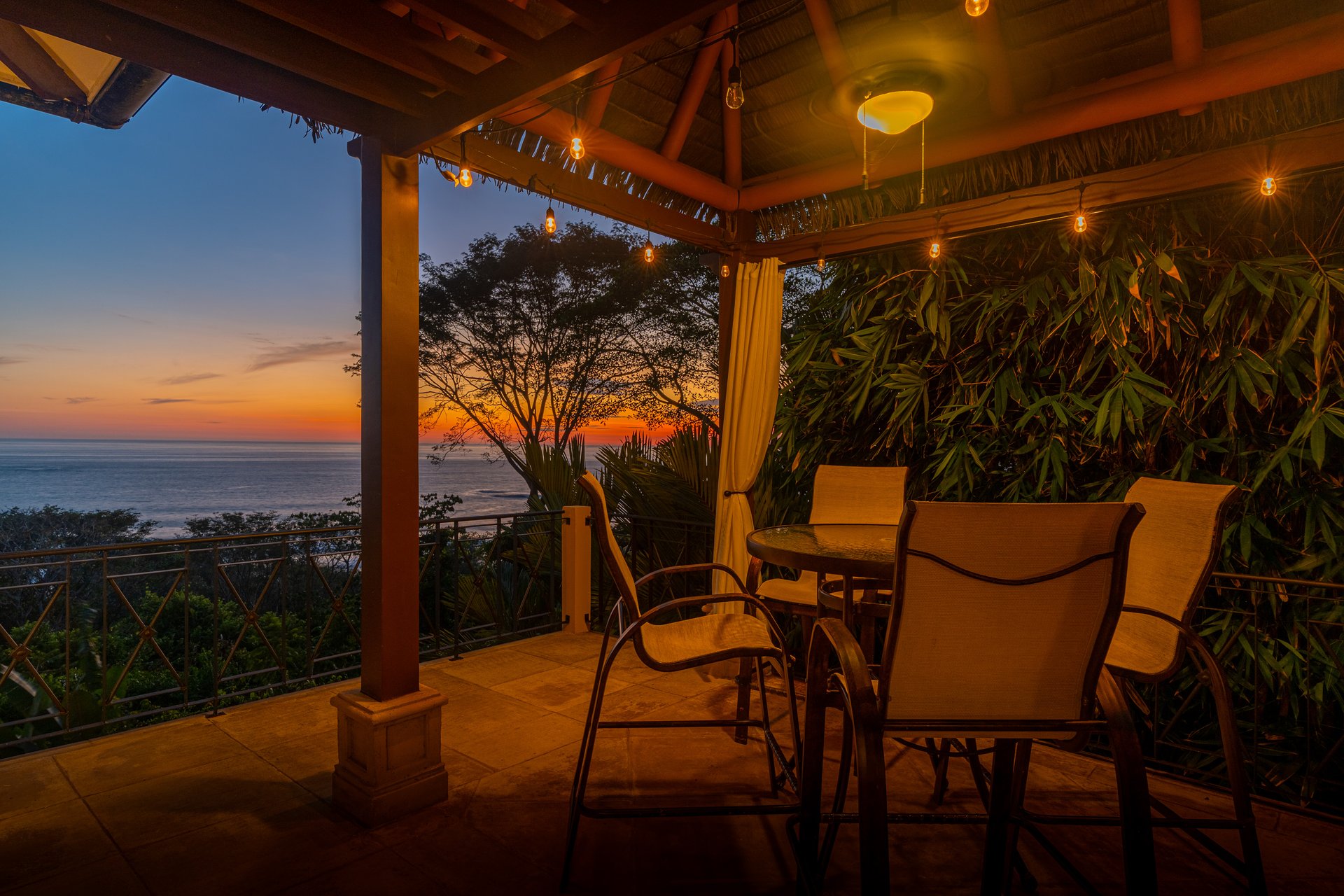 Canto Del Mar, Villa 3, Front Ridge Full Sunset Ocean and Jungle Views!