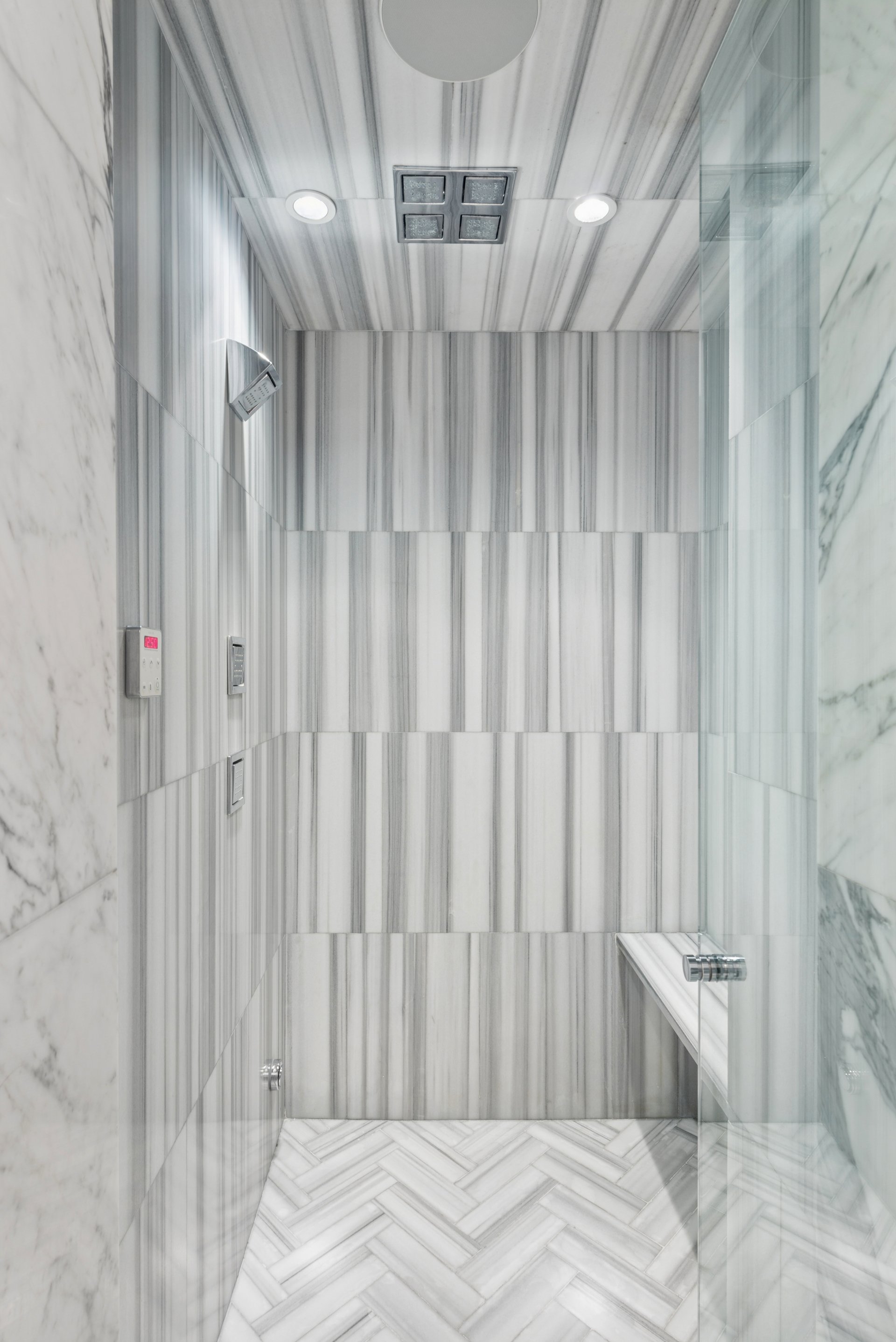 3500 North Lake Shore Drive 6D 