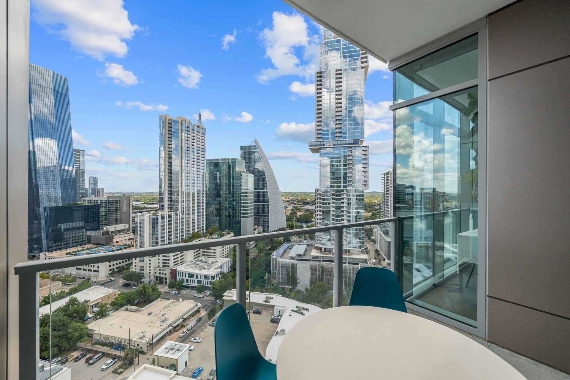 501 West Ave #2301