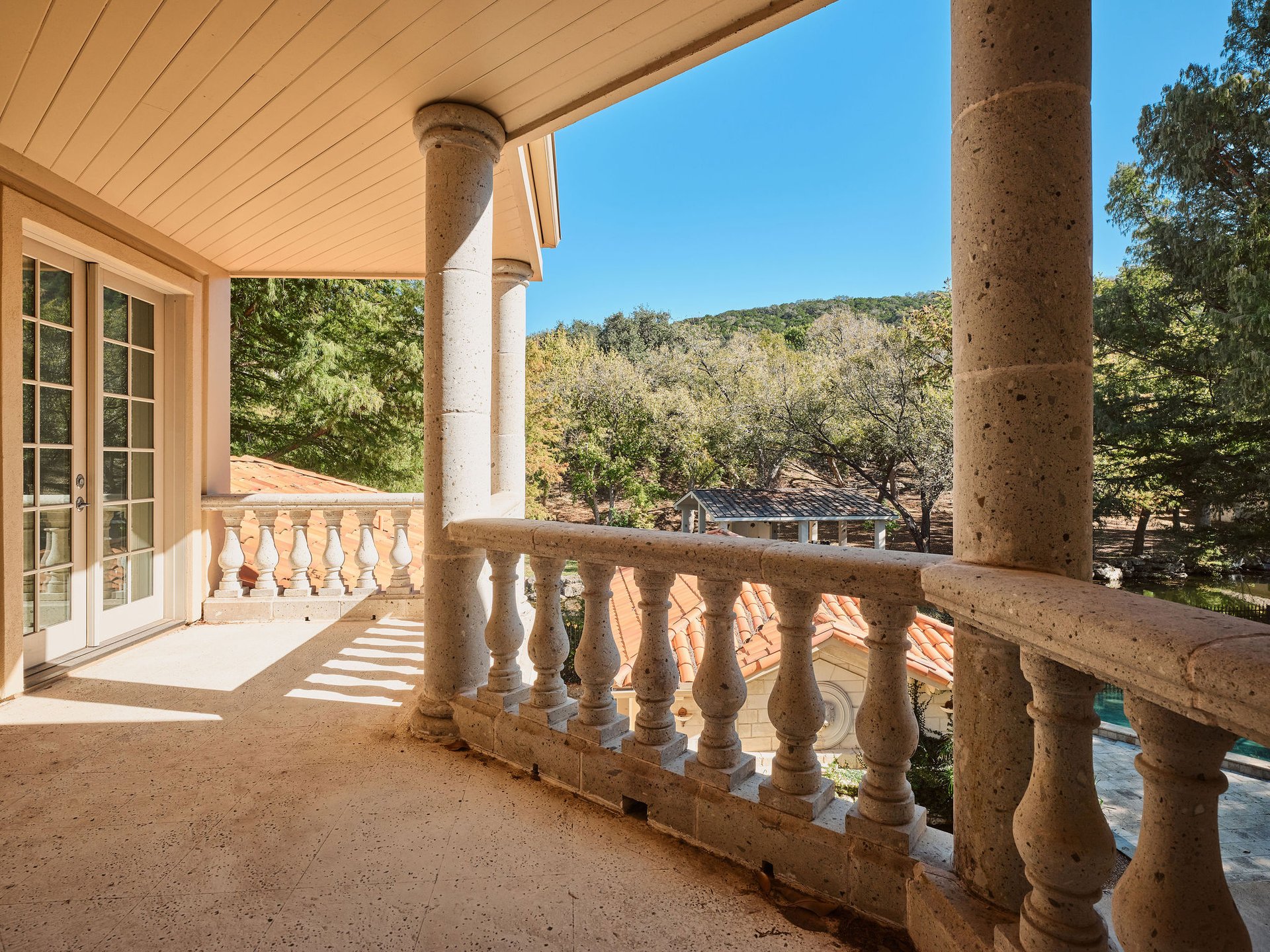 4511 Island Cove