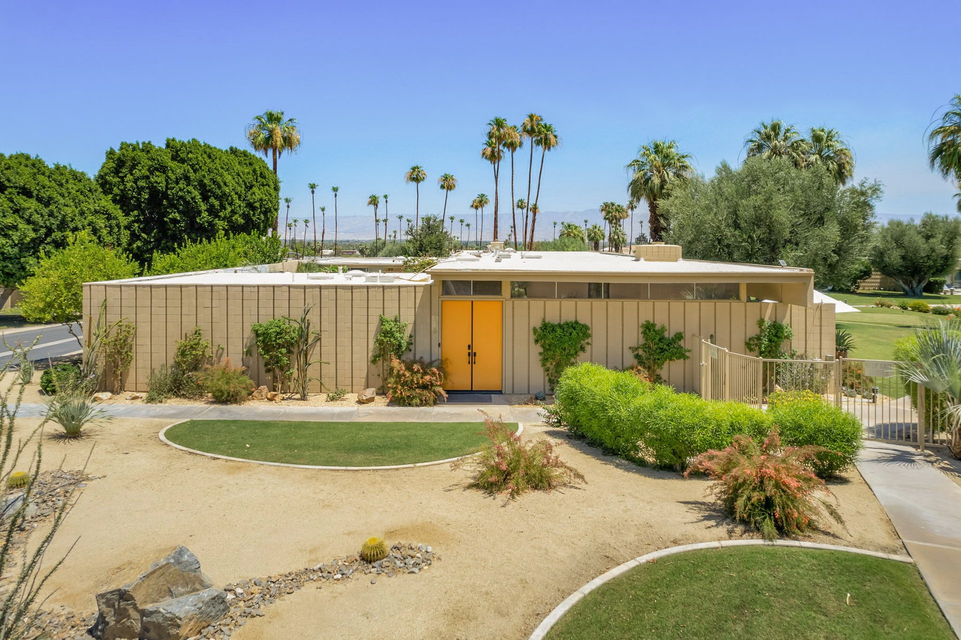 The Sandpiper House