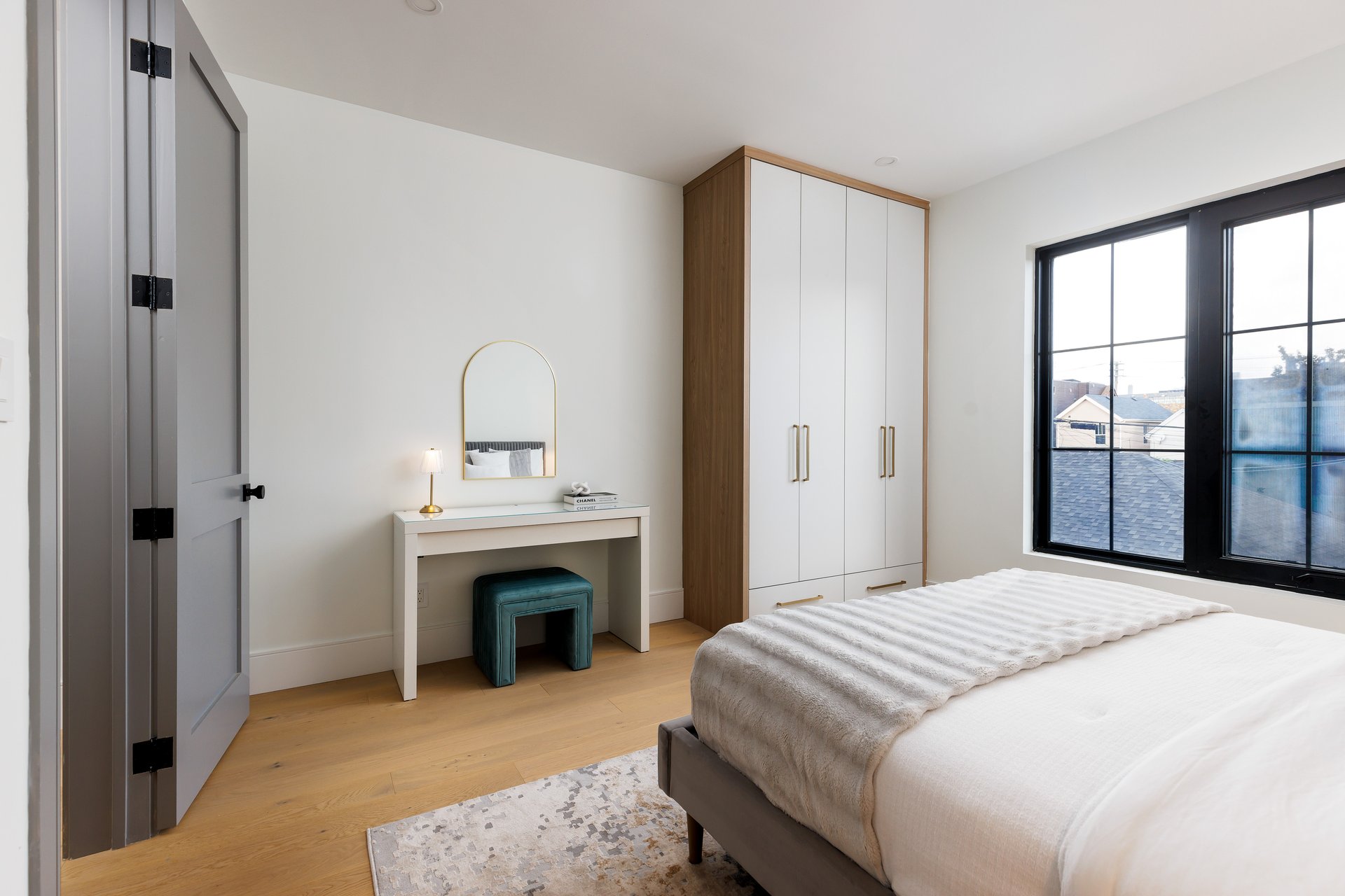 Trinity Bellwoods Luxury