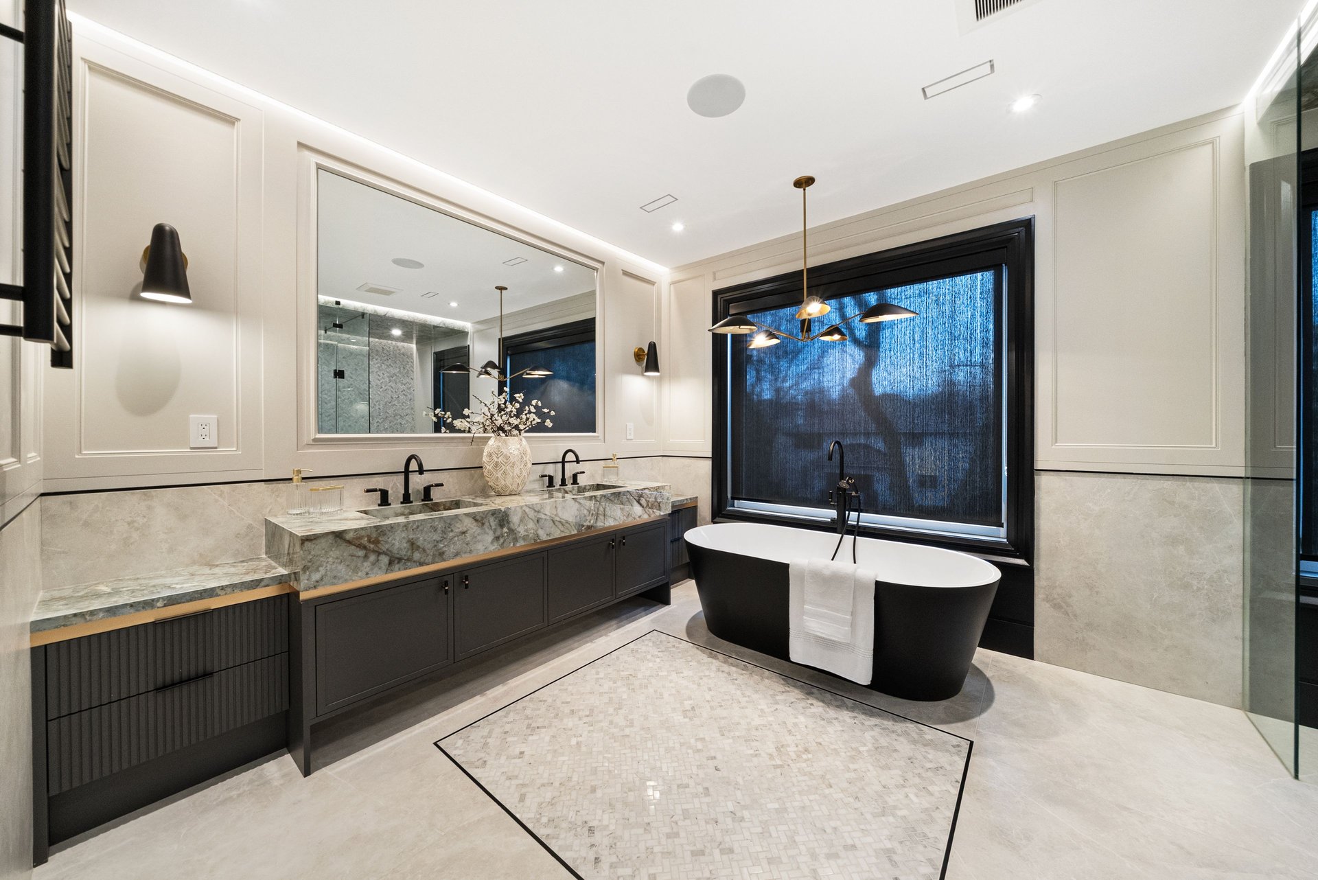 SOLD: Architectural Elegance
