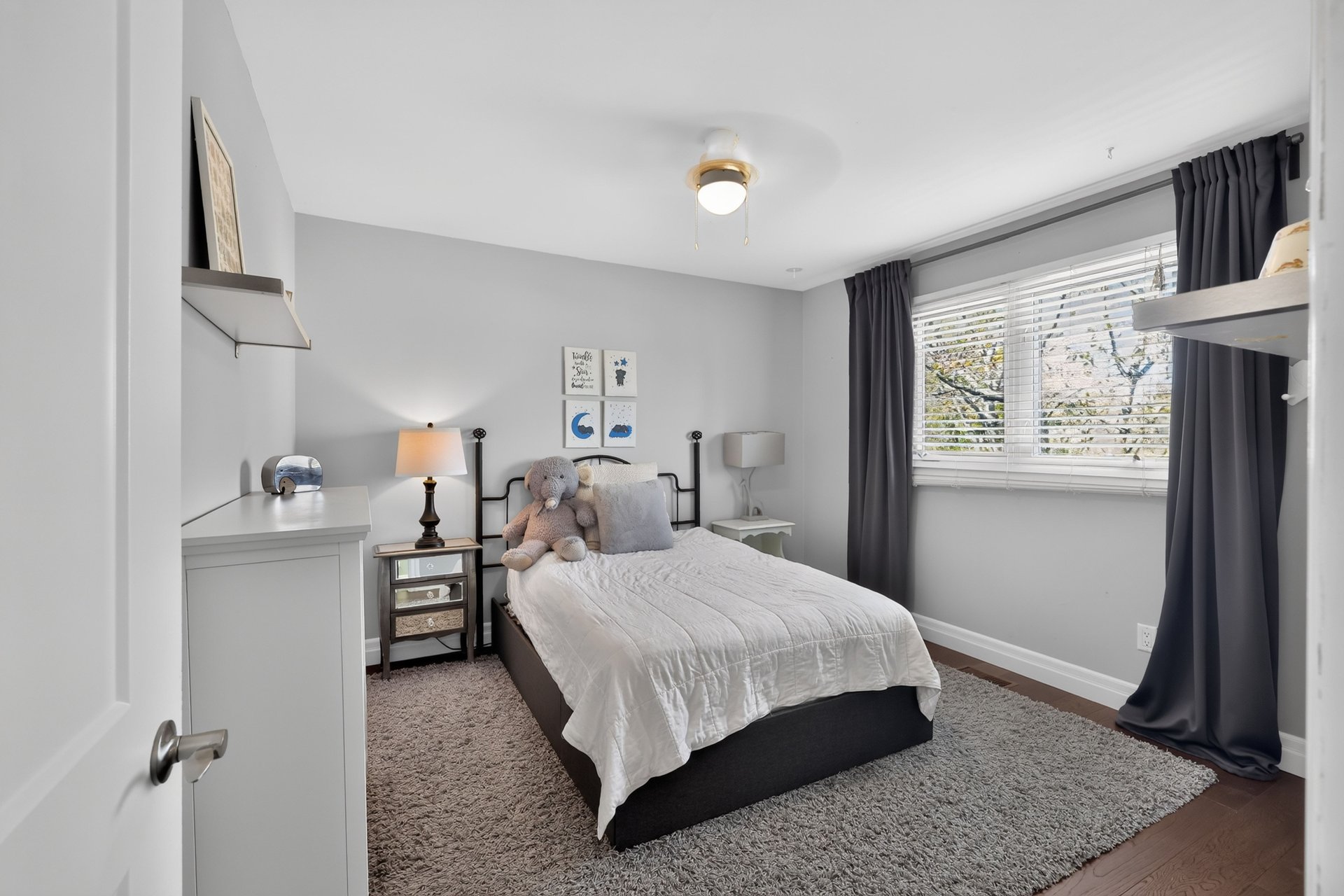1019 Mesa Cres