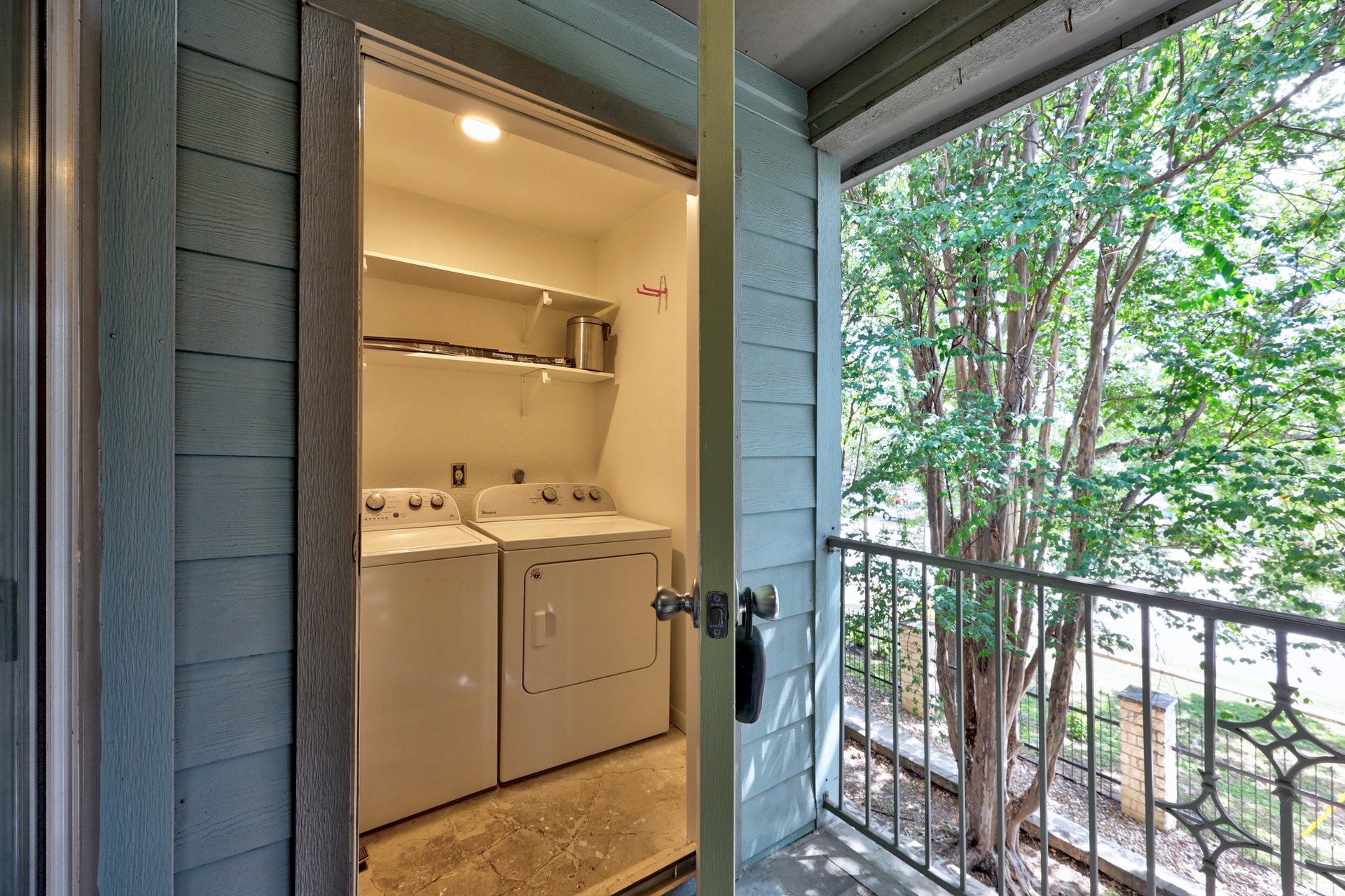 A Top-Floor Retreat in the Heart of 78704 | Two Suites + Fireplace
