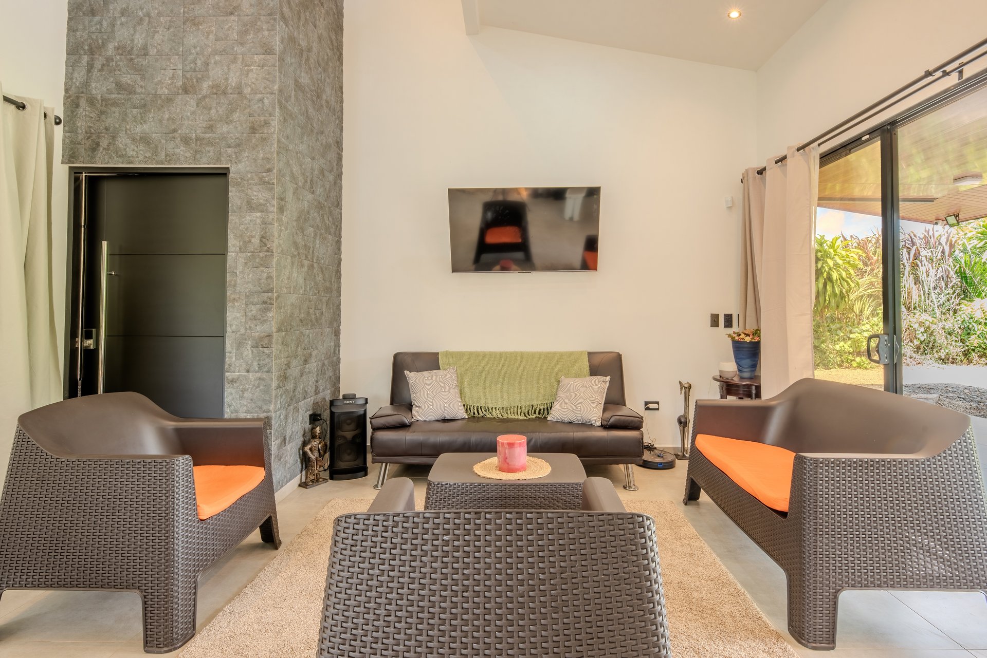 Brand-New Mountain View Home with Pool and Expansion Potential in Villa Nueva, Quepos