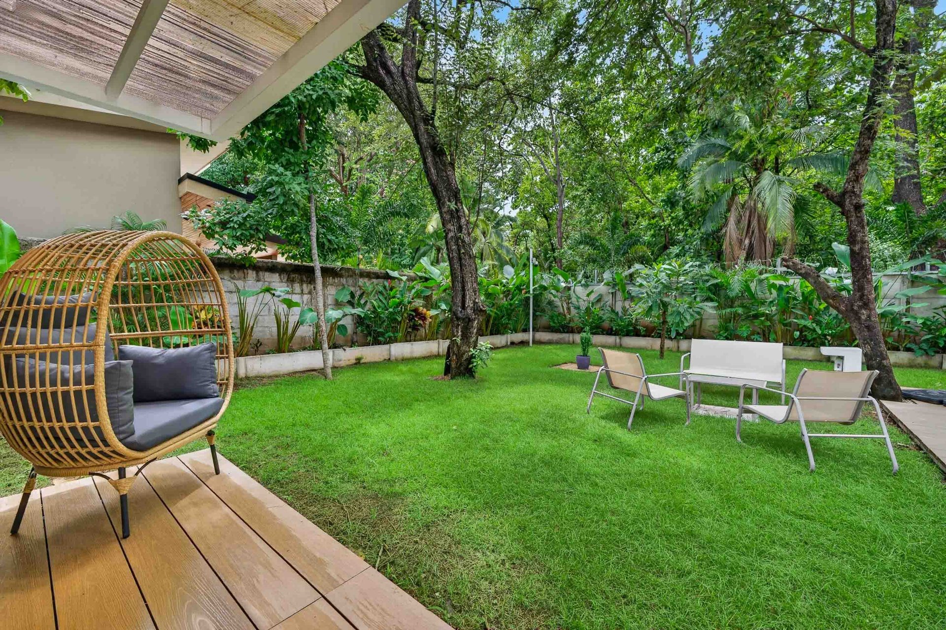 Hakuna Matata Villa Boutique | 3-Bedroom Tropical Home Near Playa Potrero