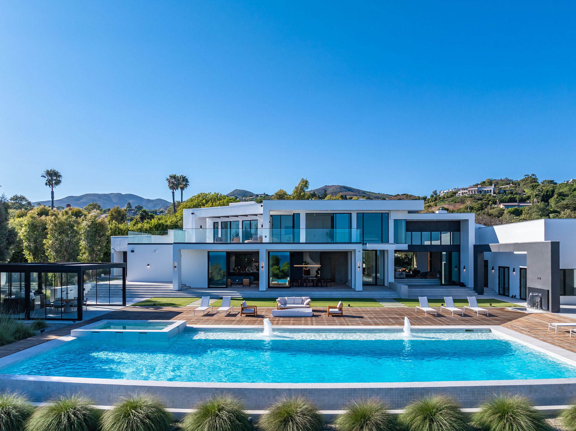 27715 Pacific Coast Hwy