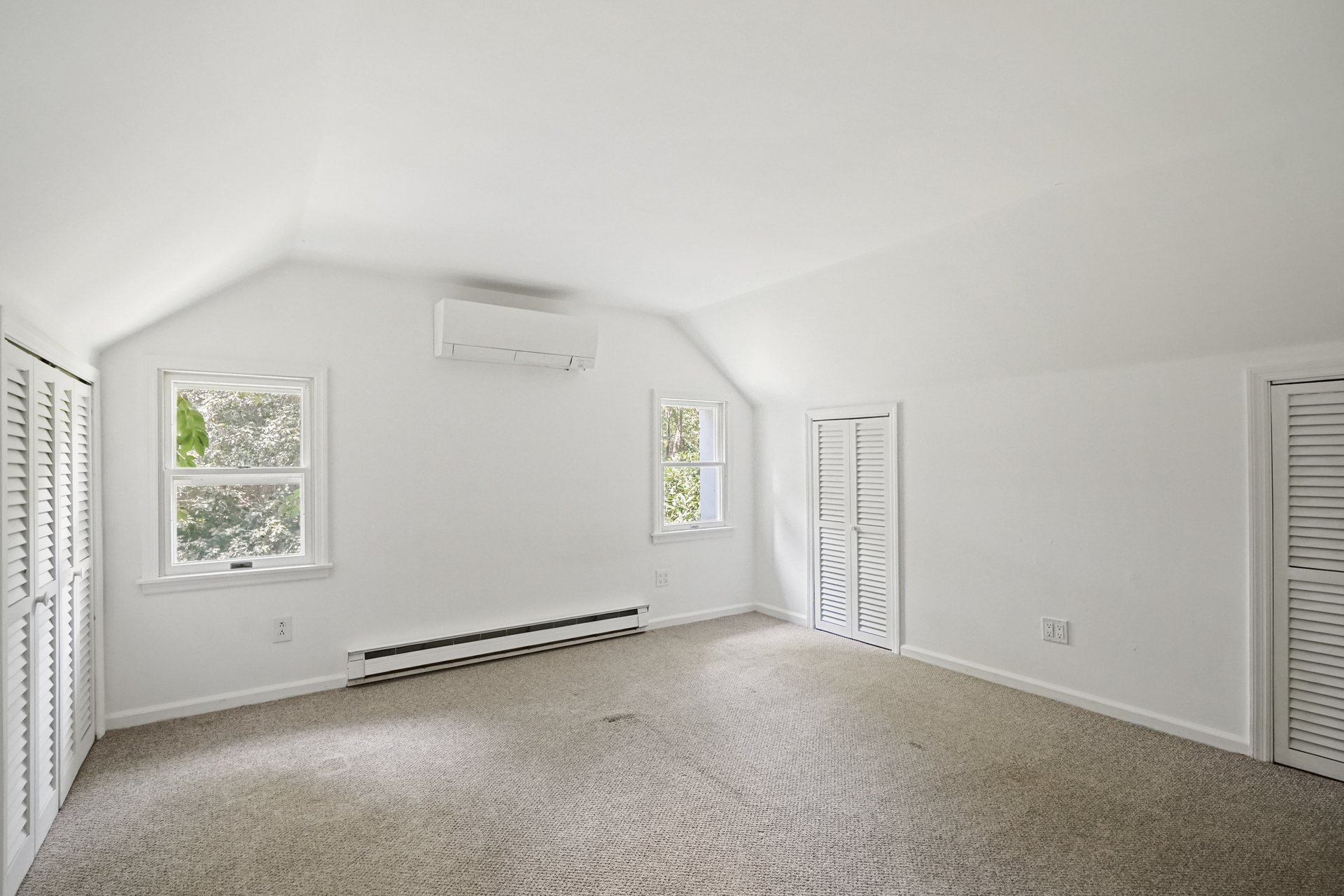 382 Bedford Center