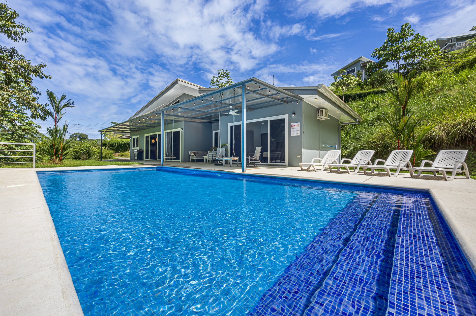 Perfect for Families or a Peaceful Retirement, Uvita Pacific Ocean Town