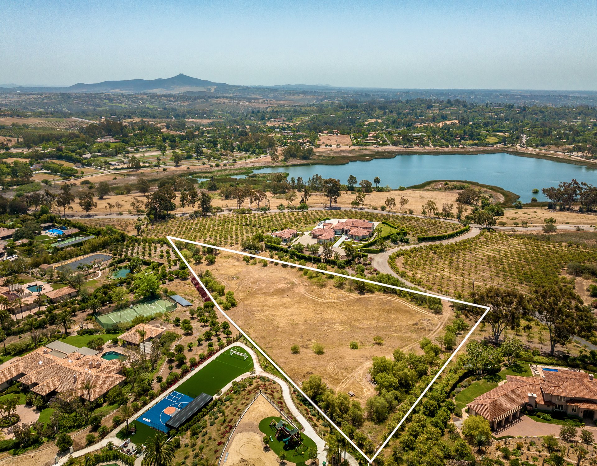 Expansive Lot in the Covenant