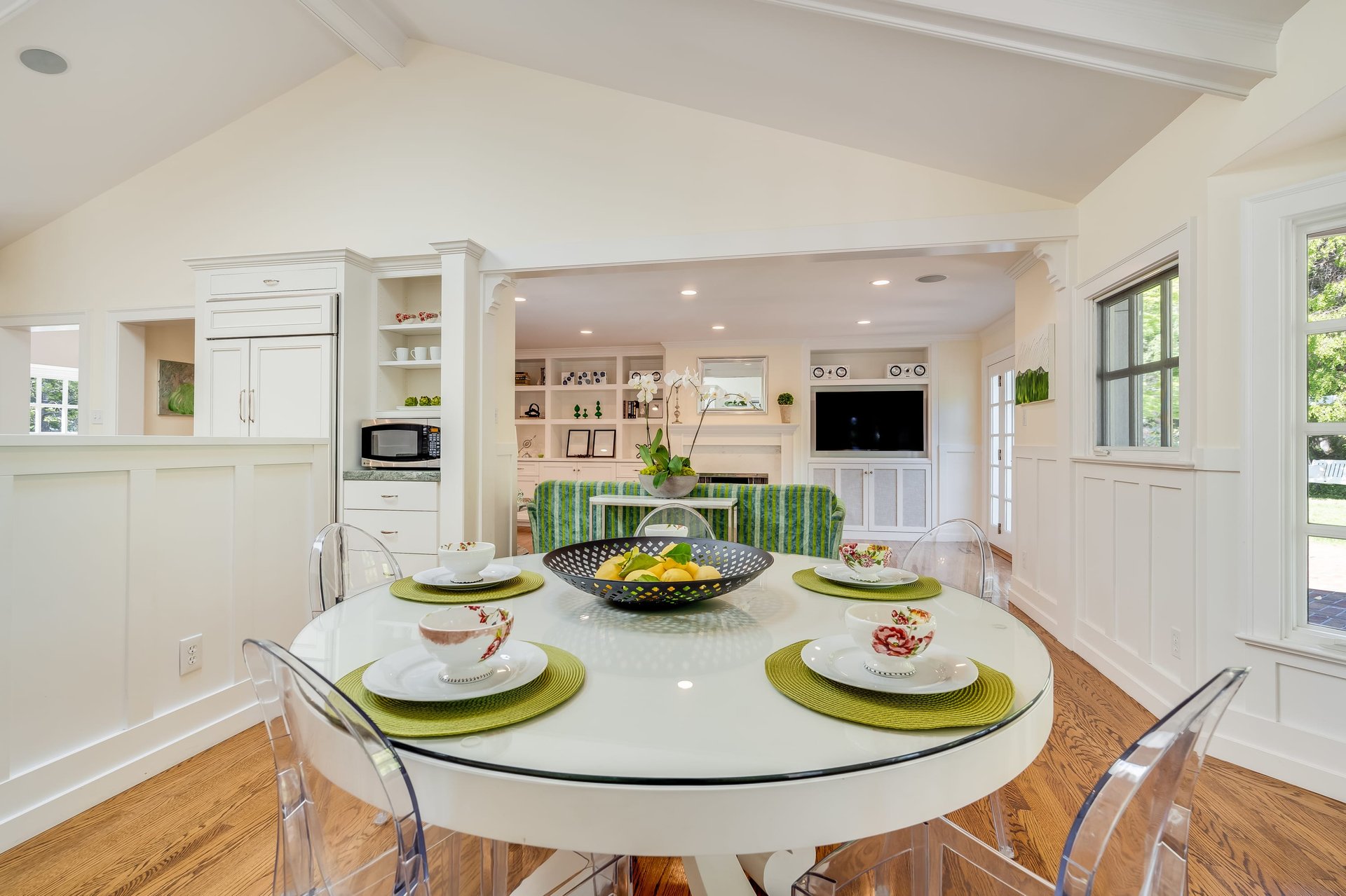 280 Ridgeway Road