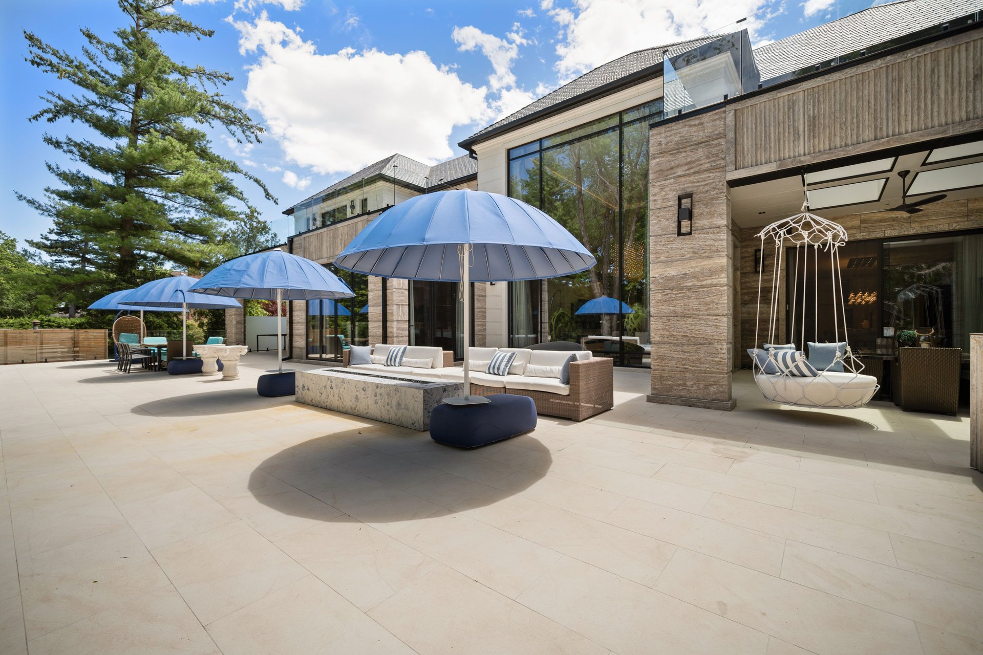 Extraordinary Custom Estate