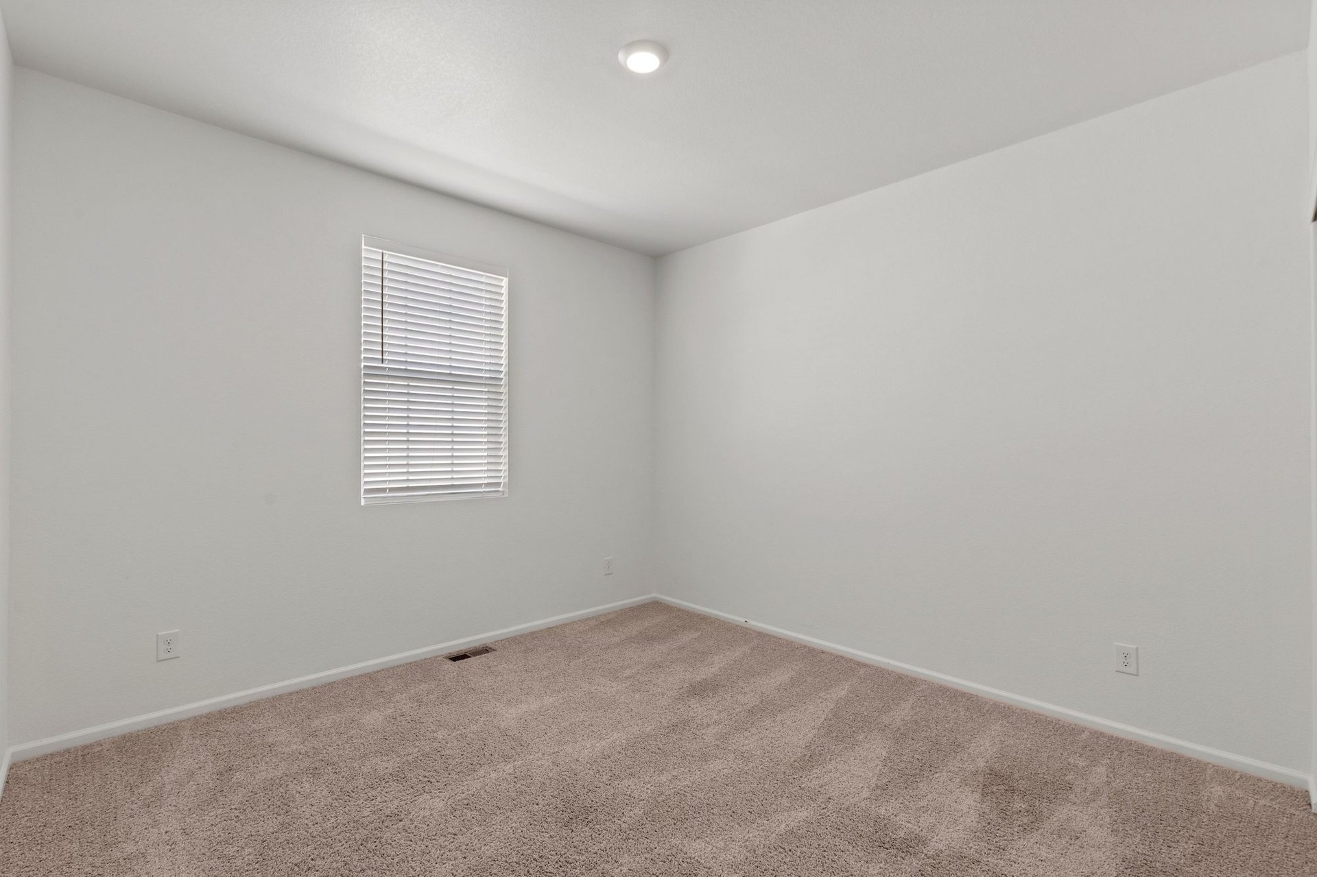 10189 Cedar Street