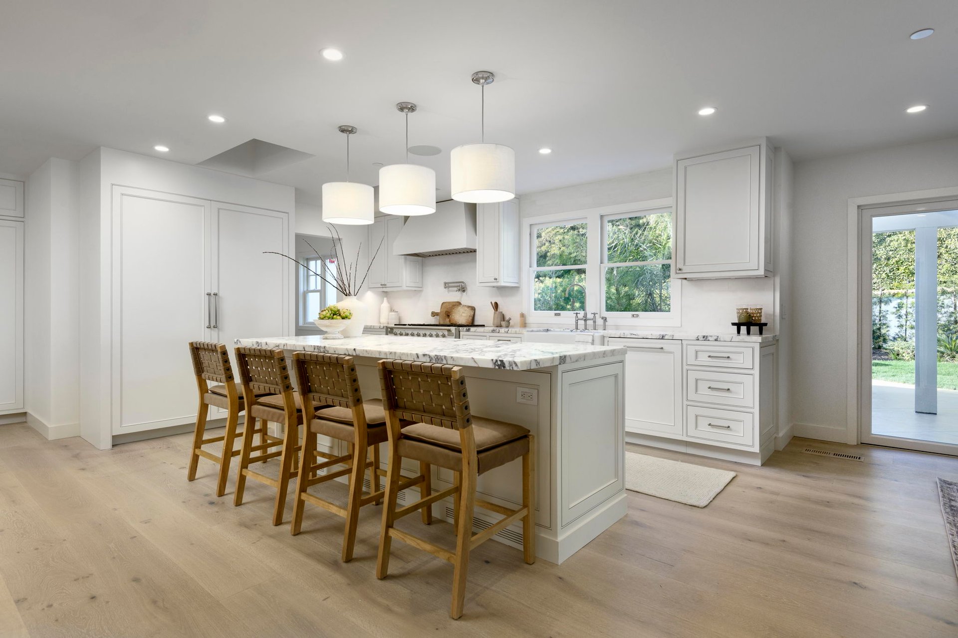 145 Butterfly Ln, Santa Barbara