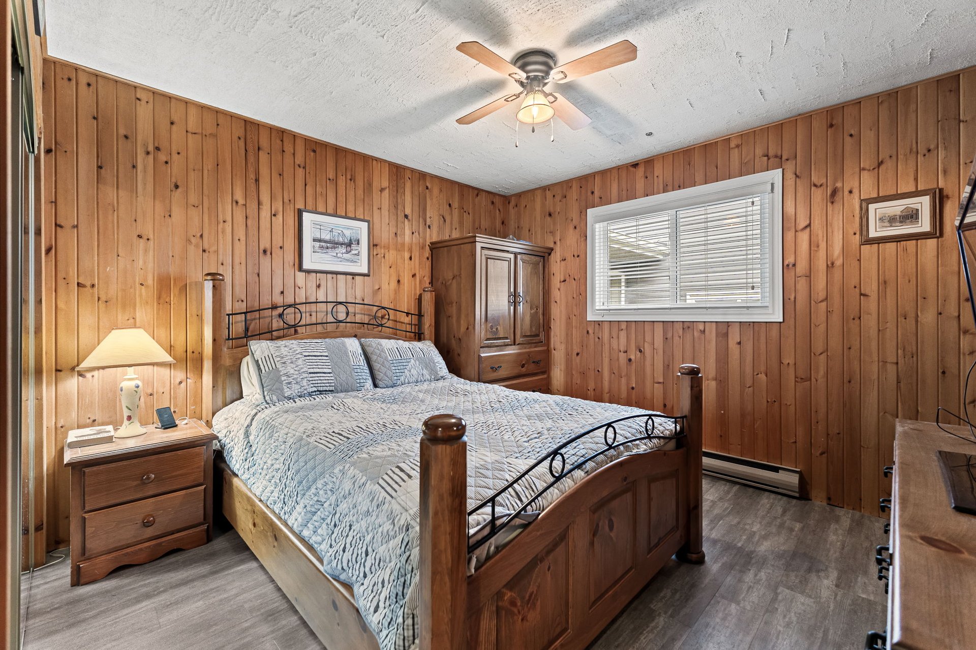 27 Young Street, Kawartha Lakes