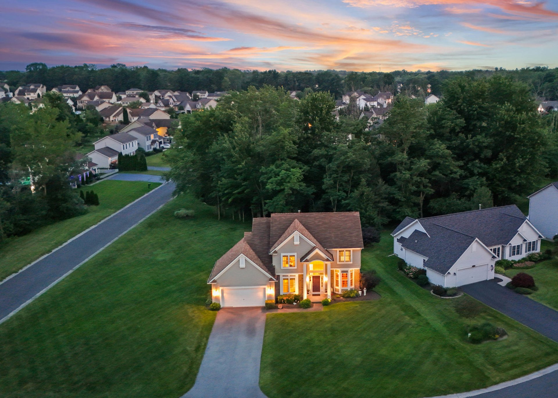 Updated Webster Colonial with Modern Style, Outdoor Living & Cul-De-Sac Location