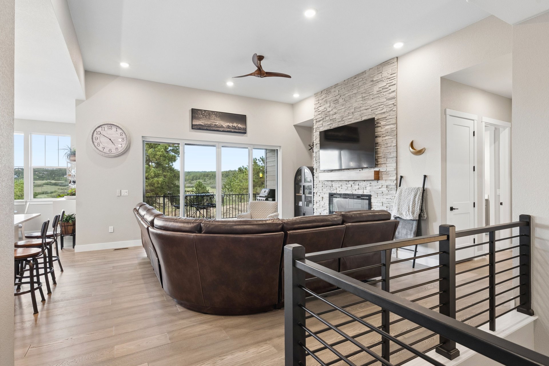 154 E Lost Pines Drive