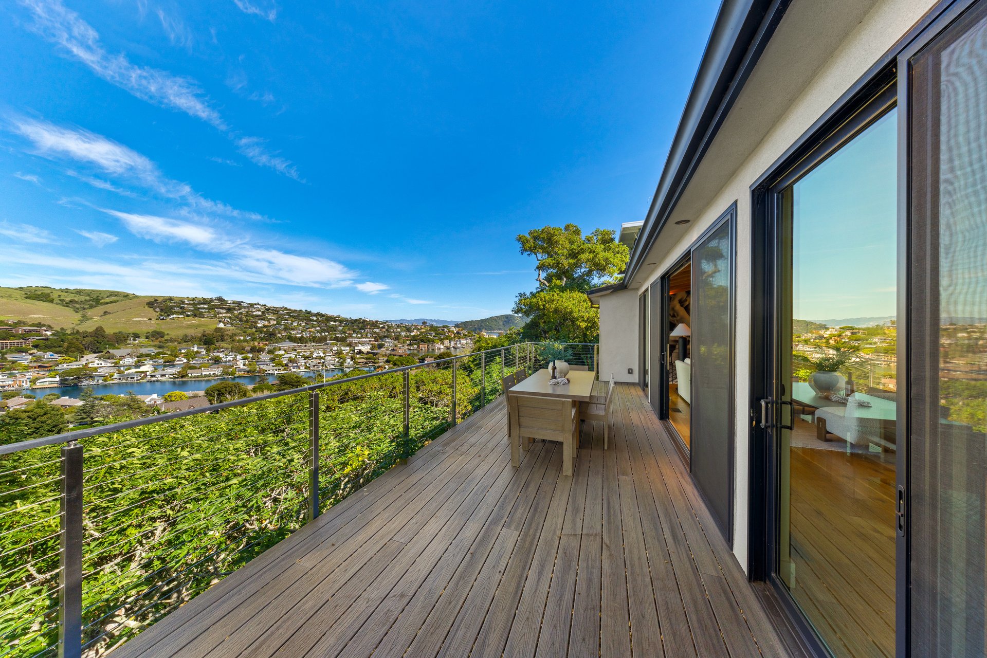 Contemporary Gem on Belvedere Island