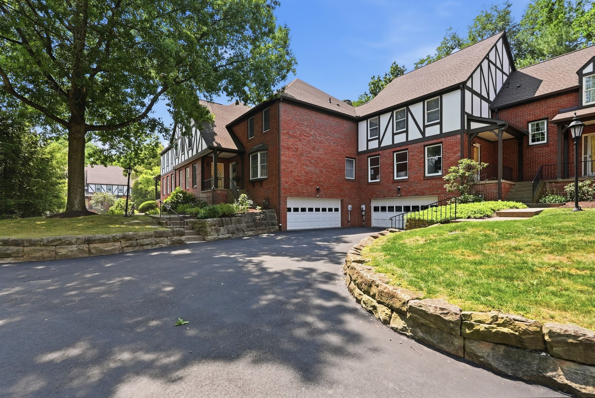 224 Thornberry Circle