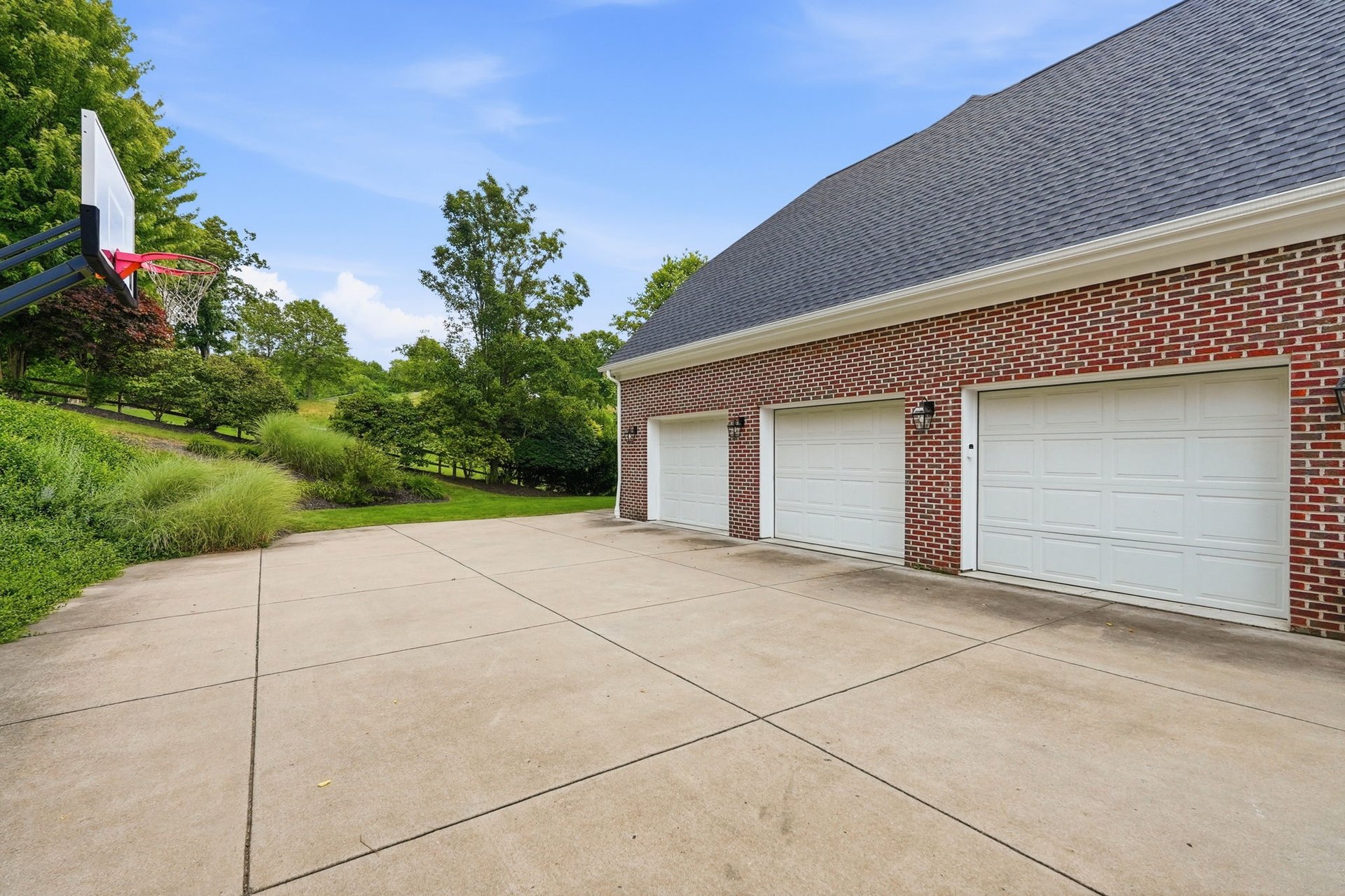 7000 Pinehurst Drive