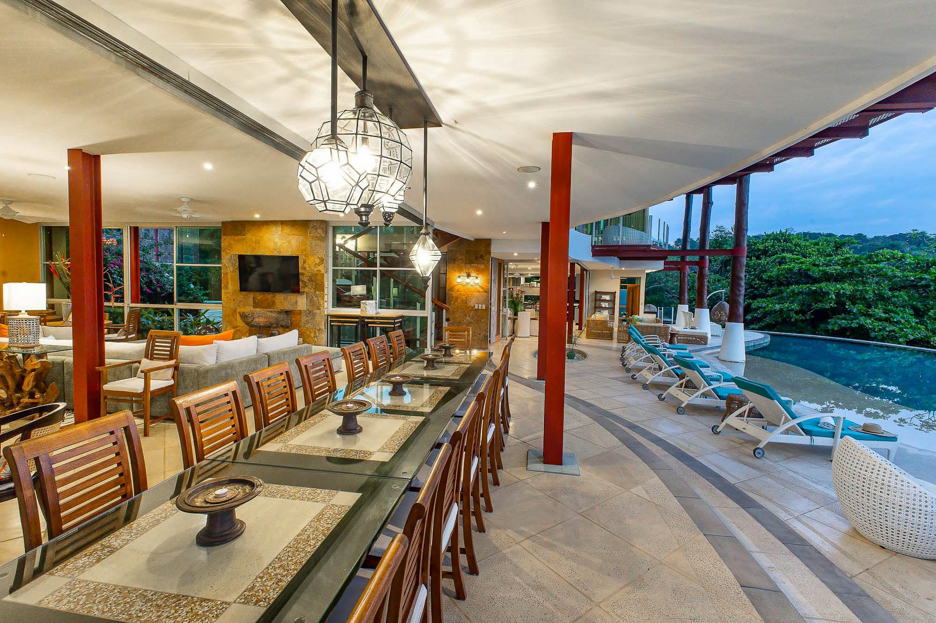 Casa Fantastica Luxury Mountain and Ocean View Villa
