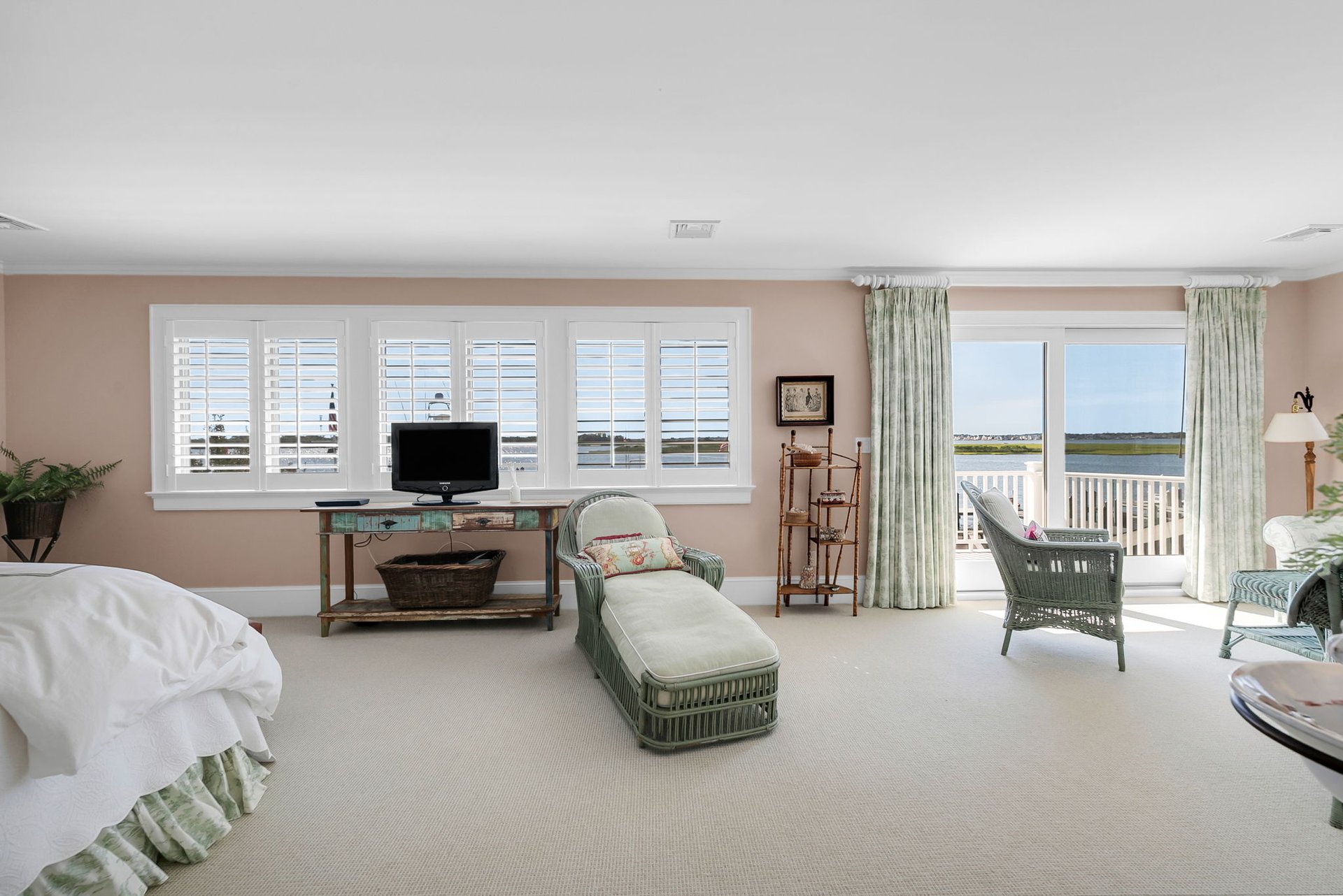 A Private Barnegat Bay Retreat