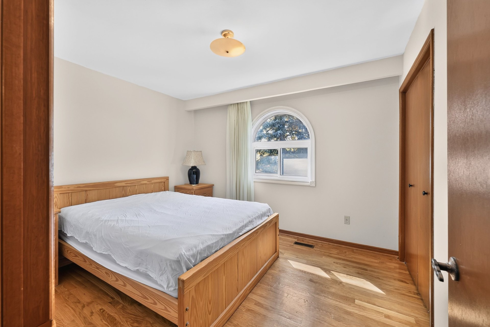 2389 Frayne Crt