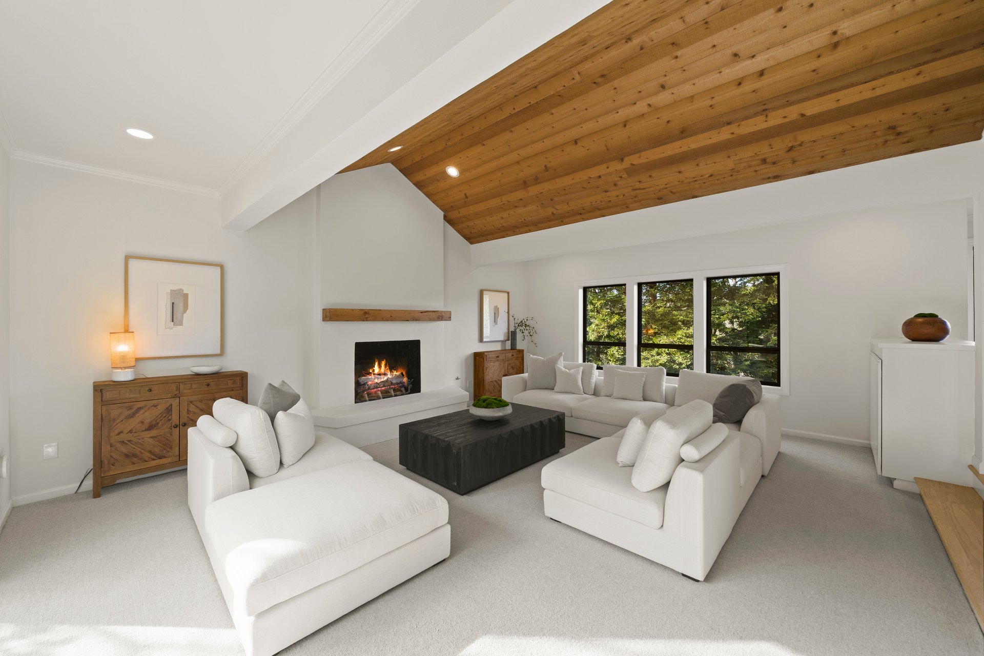 23 Wood Acres Ct