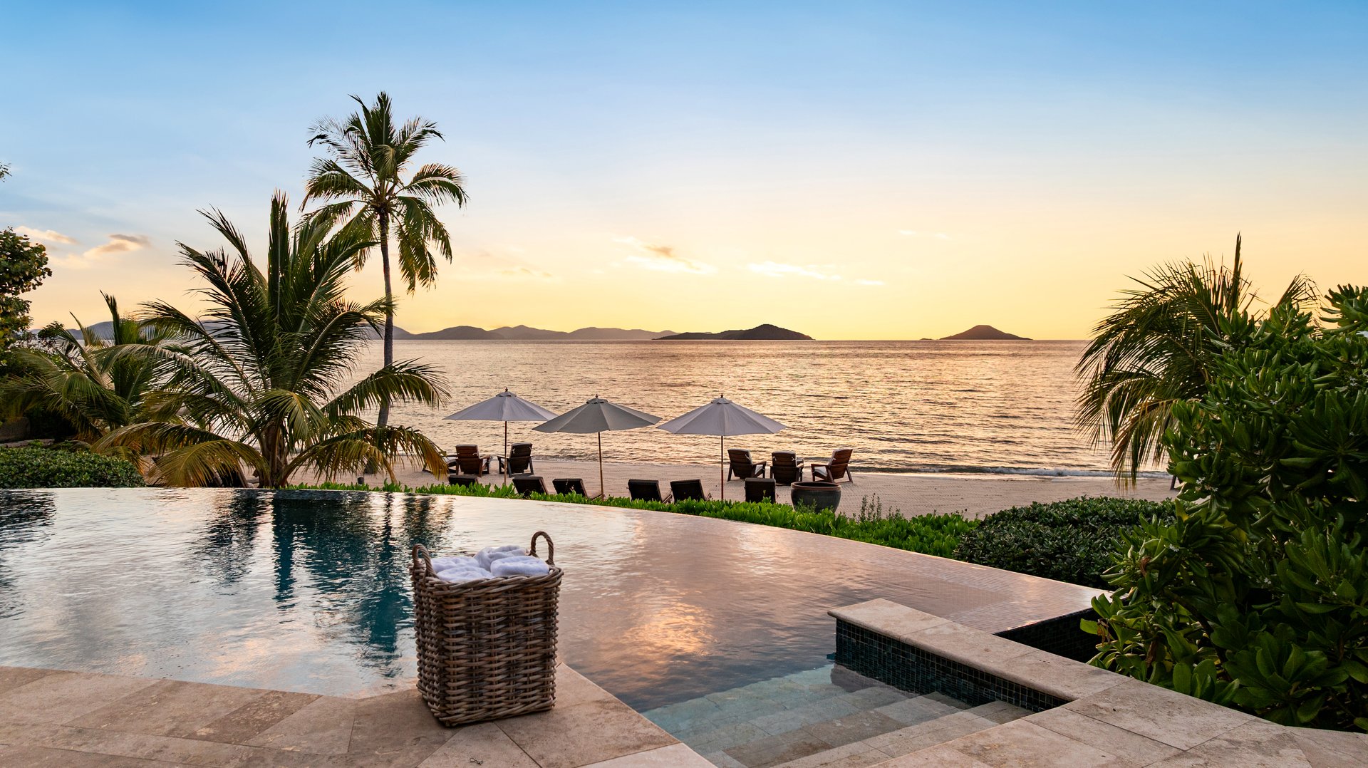 Aquamare Beachfront Villa