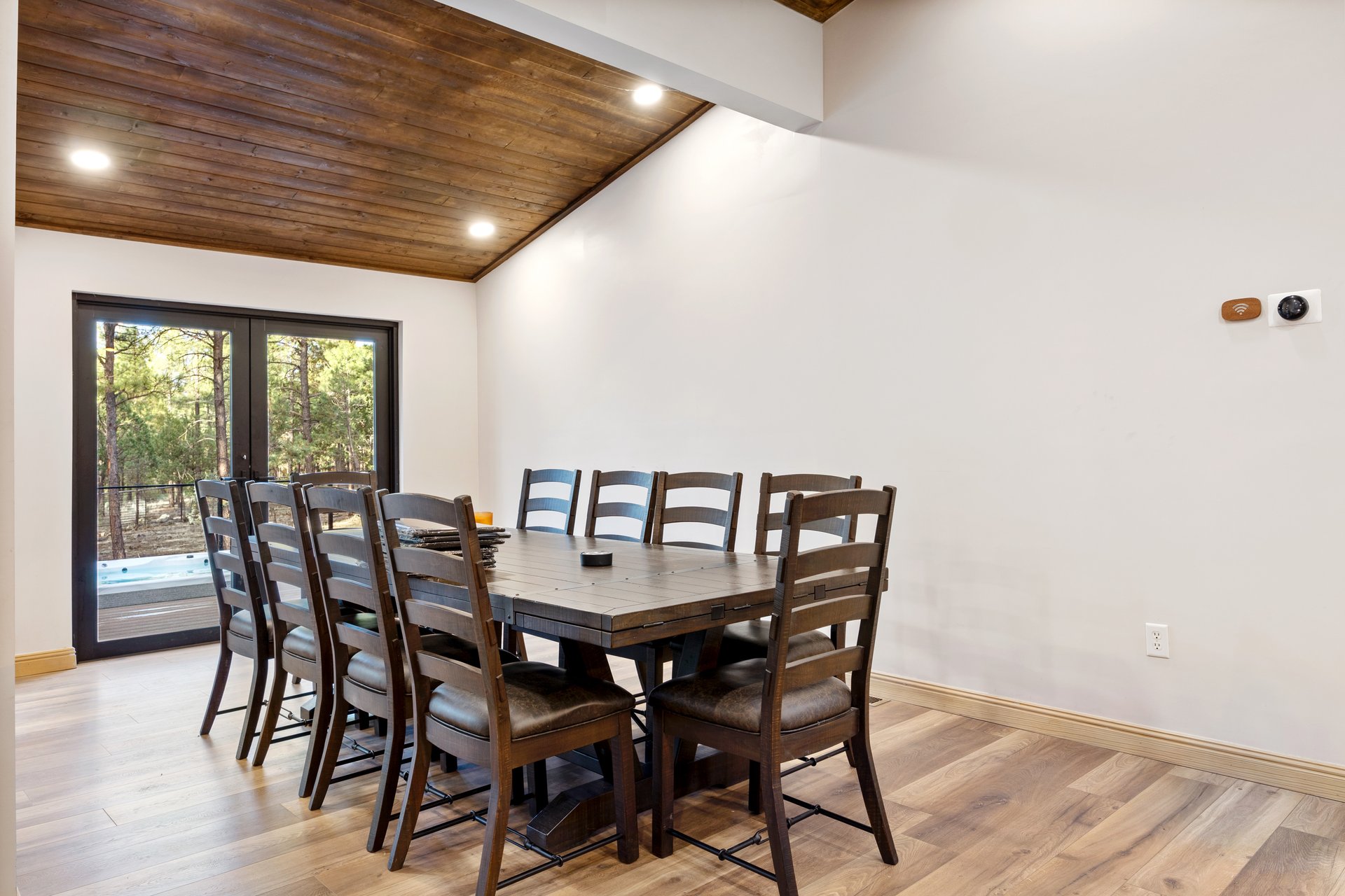 257 LONG Lane