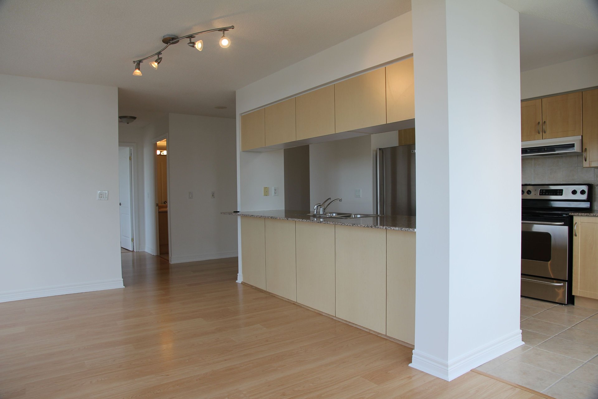  Exceptional Corner Suite 