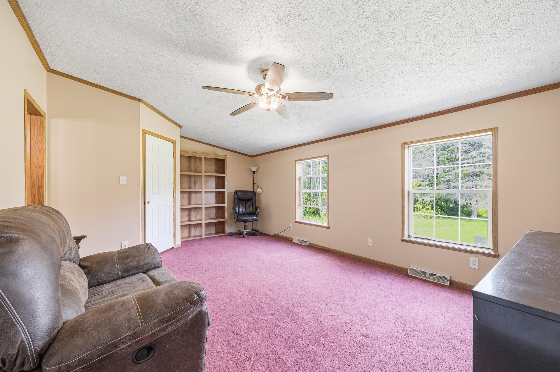 405 E Road