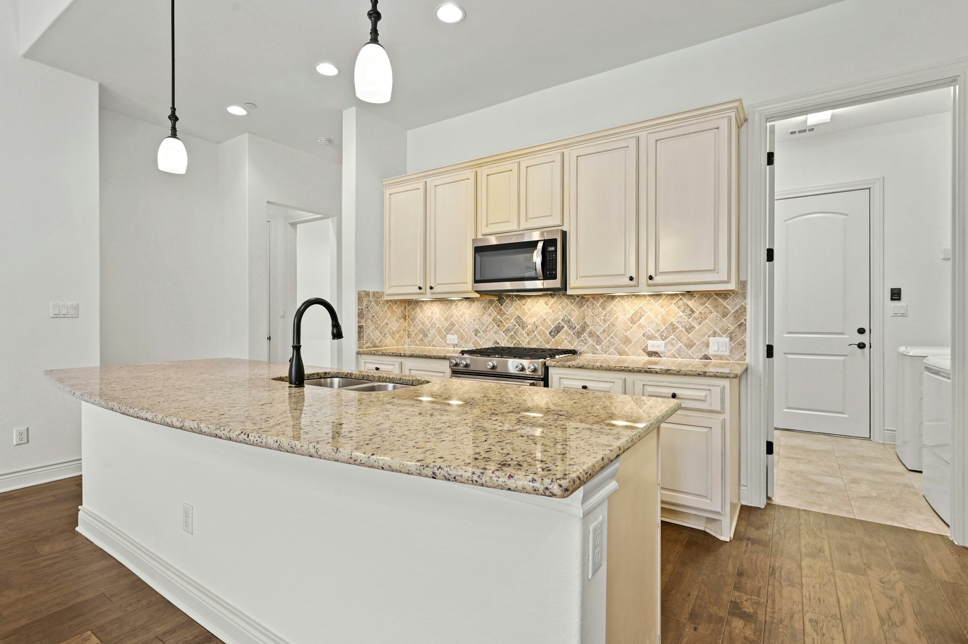 102 Gallia Drive #3