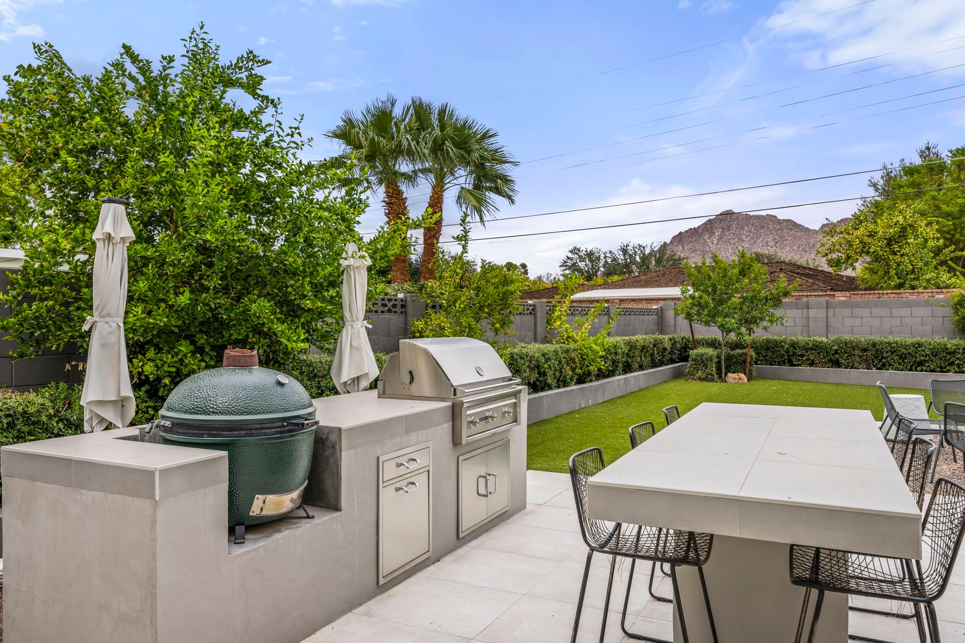 6152 E CALLE CAMELIA