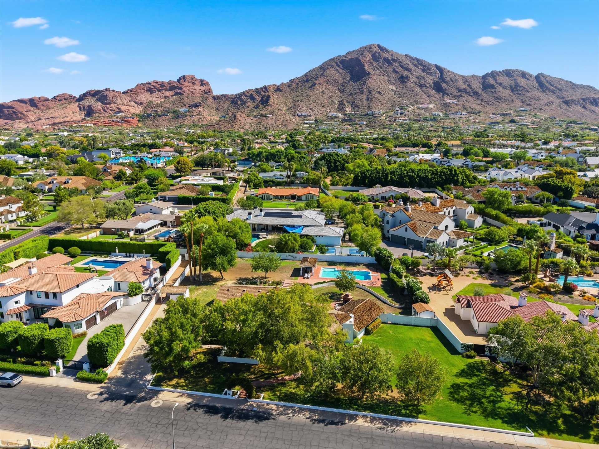 4920 E CALLE DEL MEDIO